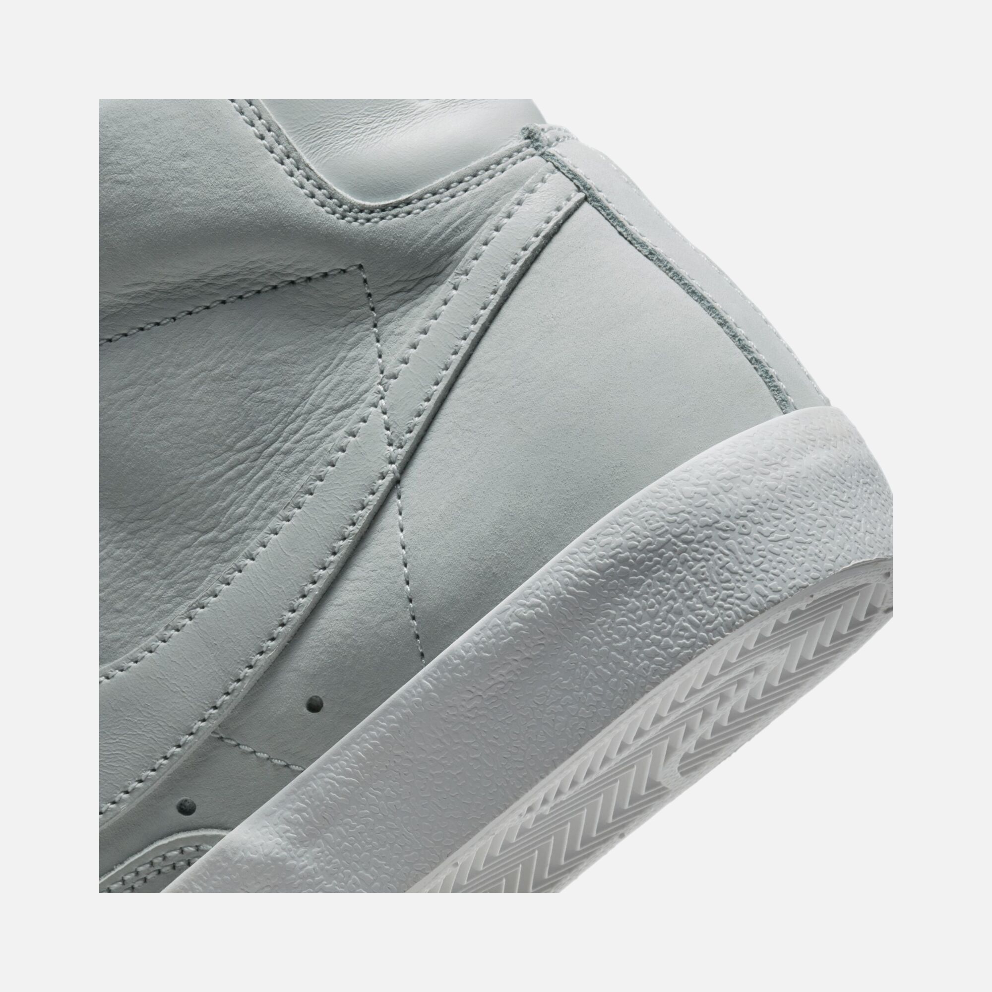 Nike Blazer Mid Premium MF Kadın Spor Ayakkabı