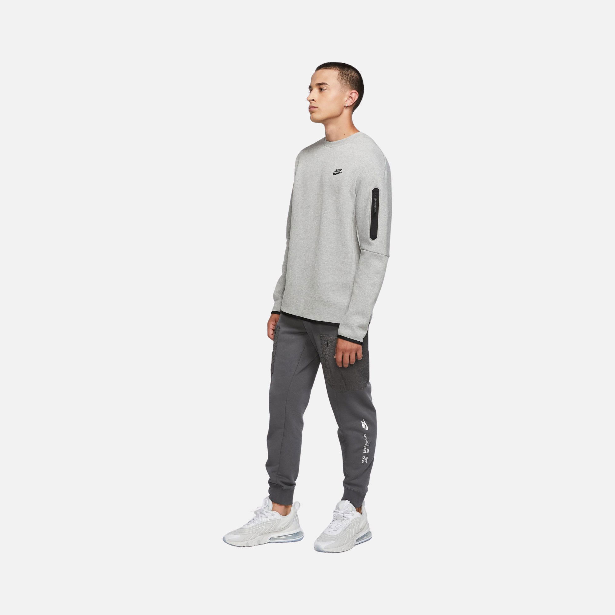Nike Sportswear Tech Fleece Crew Erkek Sweatshirt