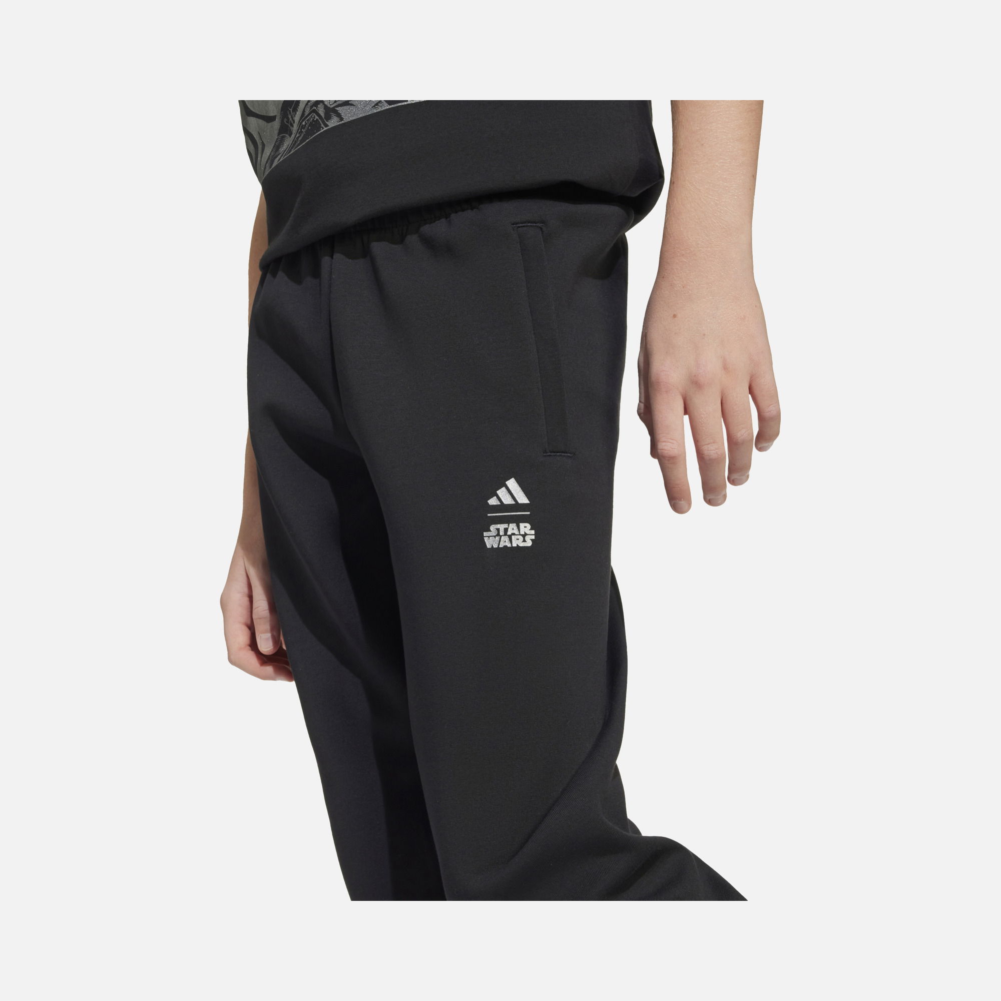 adidas X Star Wars The Mandalorian Graphic Print Regular Fit Gym & Training Çocuk Eşofman Altı