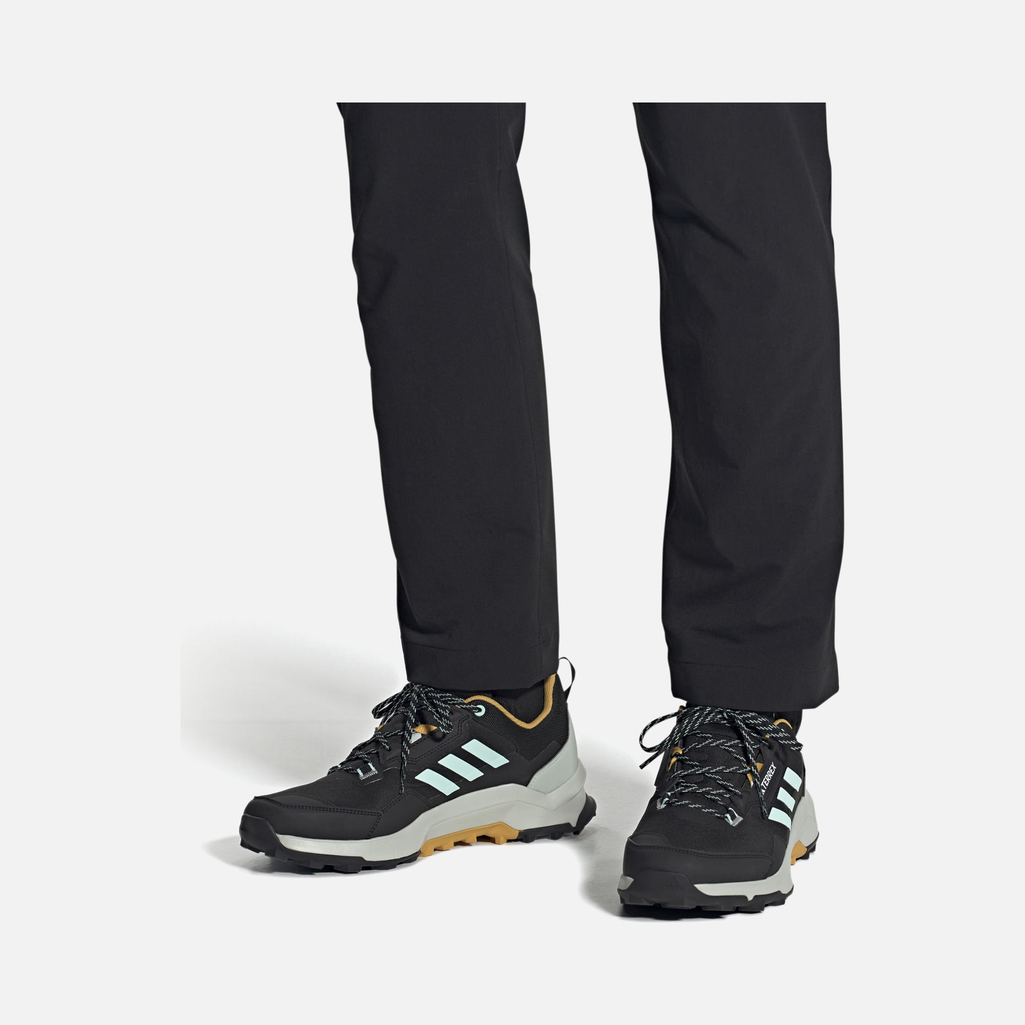 adidas Terrex AX4 Gore-Tex SS25 Hiking Erkek Spor Ayakkabı