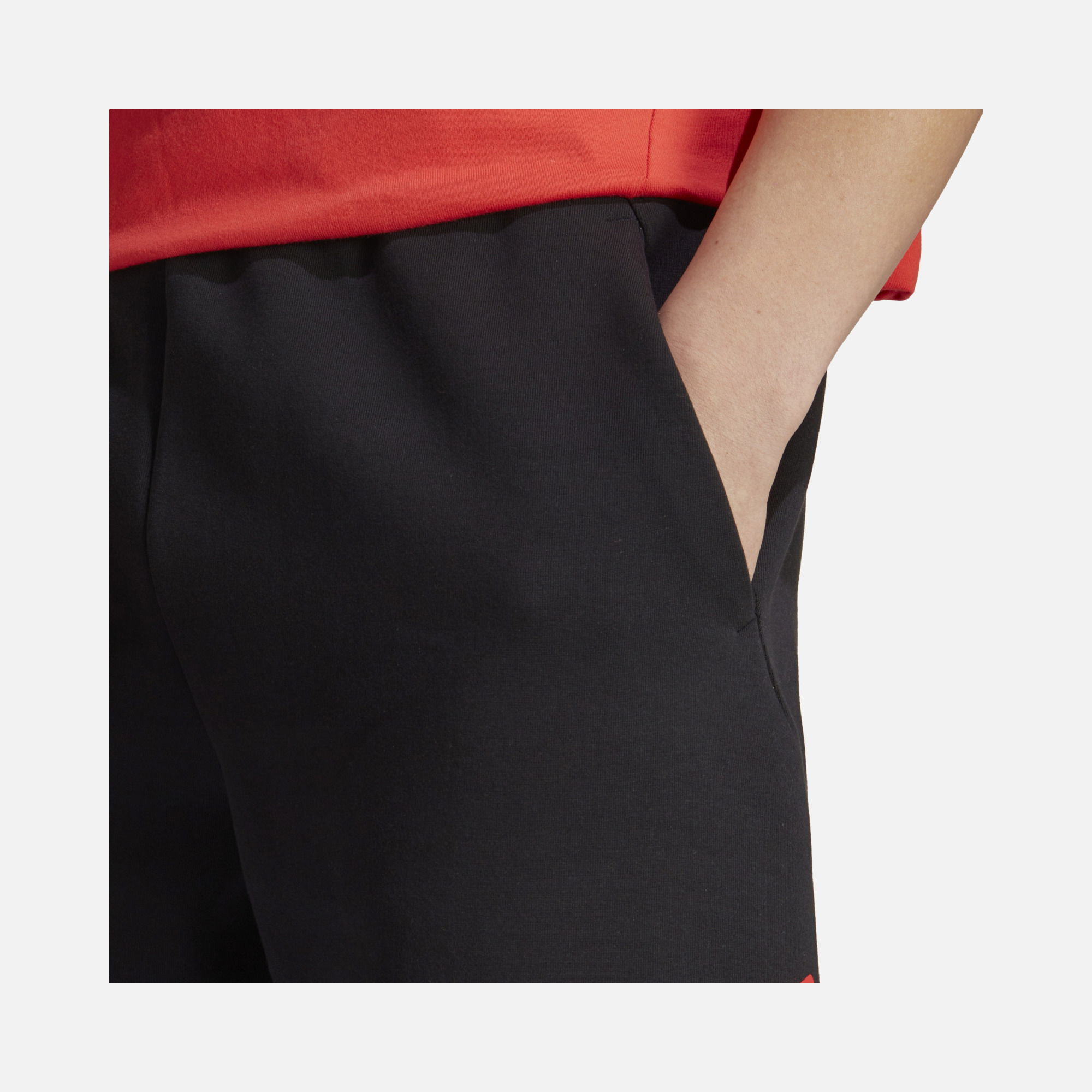 adidas Sportswear Future Icons Graphic Erkek Şort