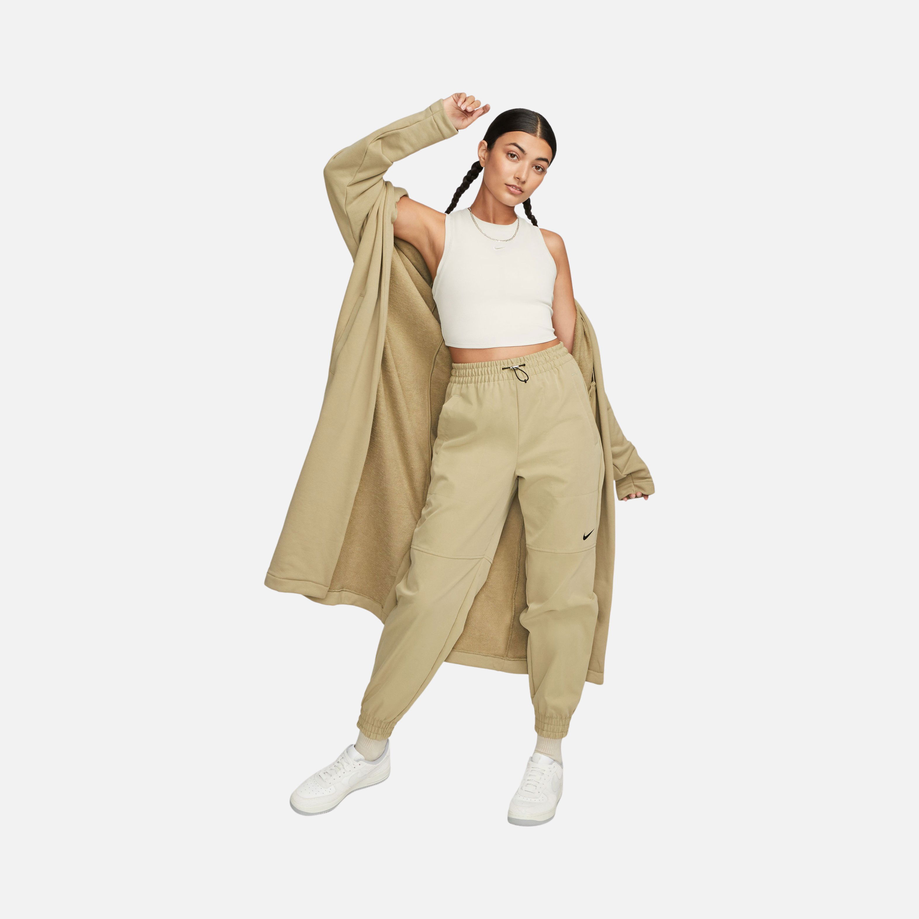 Nike Sportswear Chill Knit Tight Cropped Mini-Rib Kadın Atlet