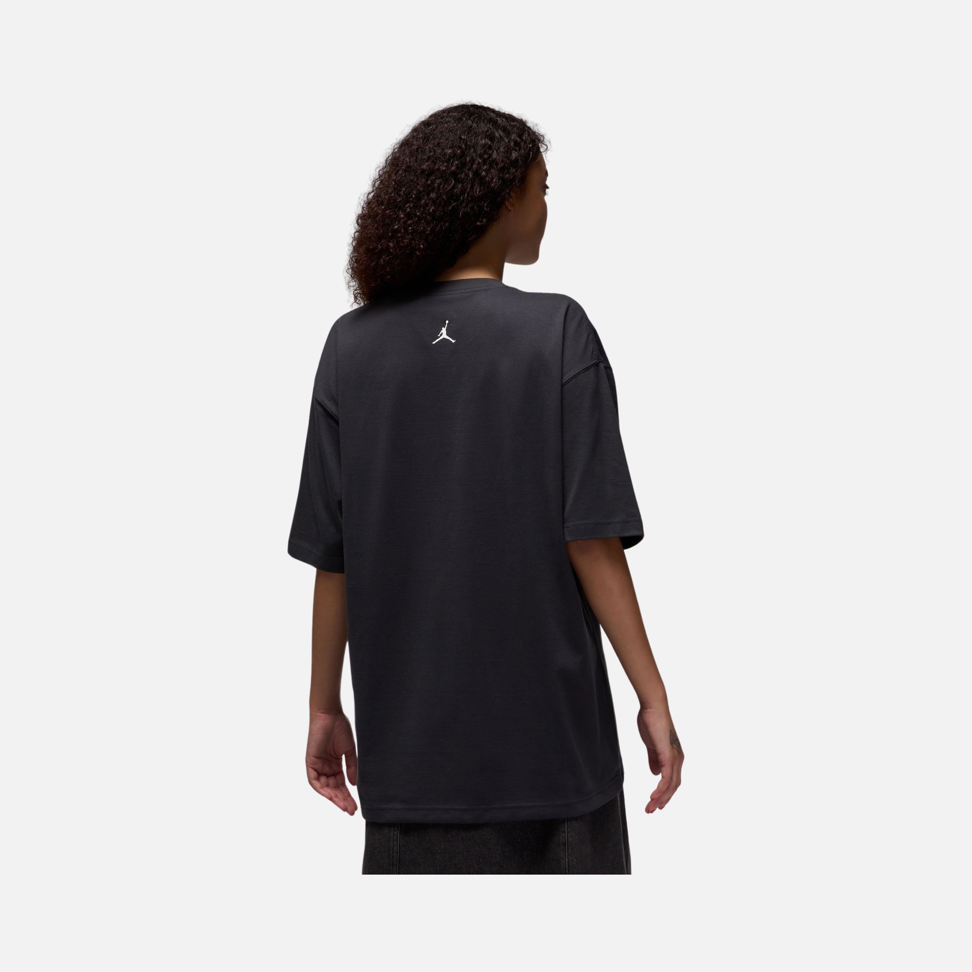 Nike Jordan Oversized Graphic FW24 Short-Sleeve Kadın Tişört