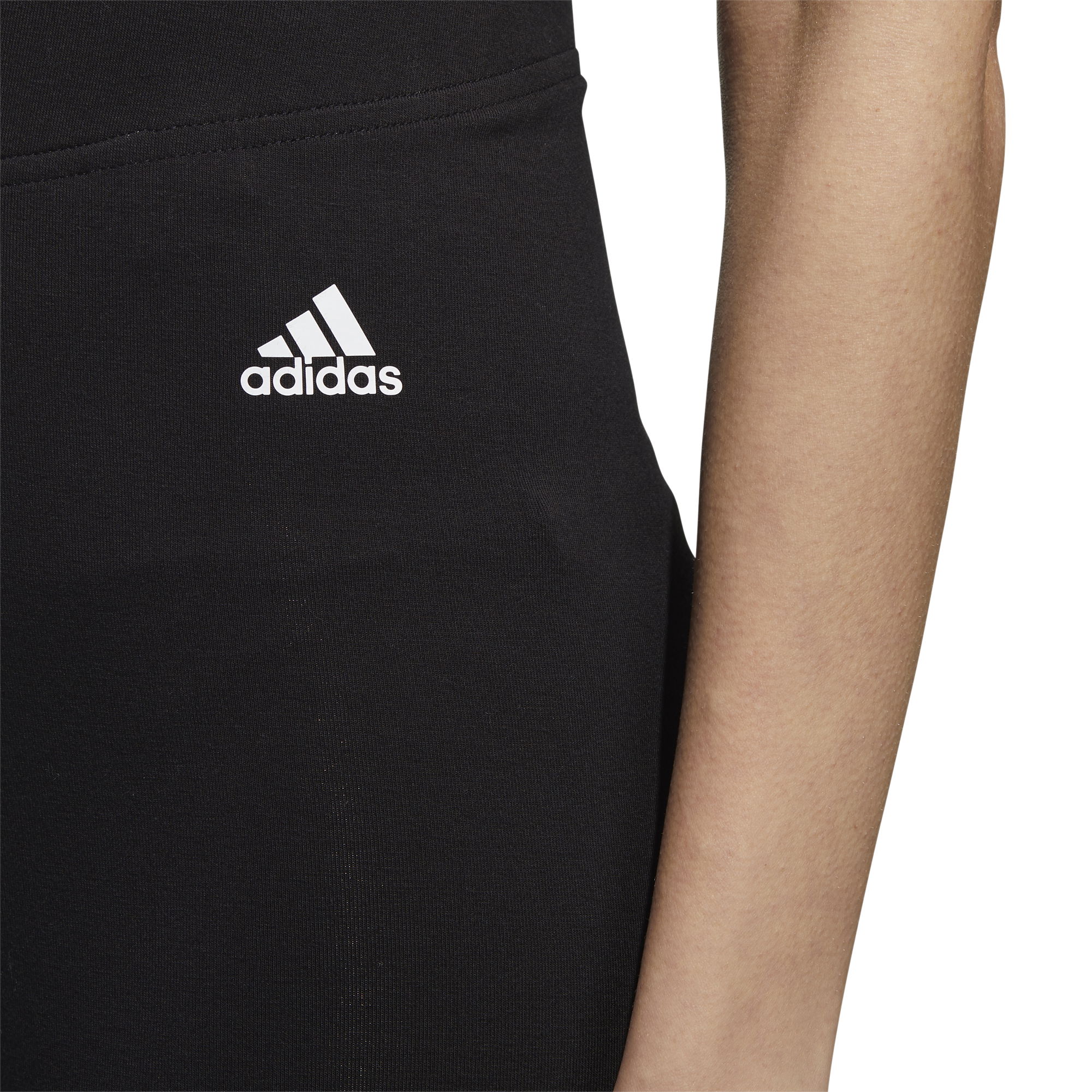 adidas Essentials Tape High-Rise Leggings Kadın Tayt