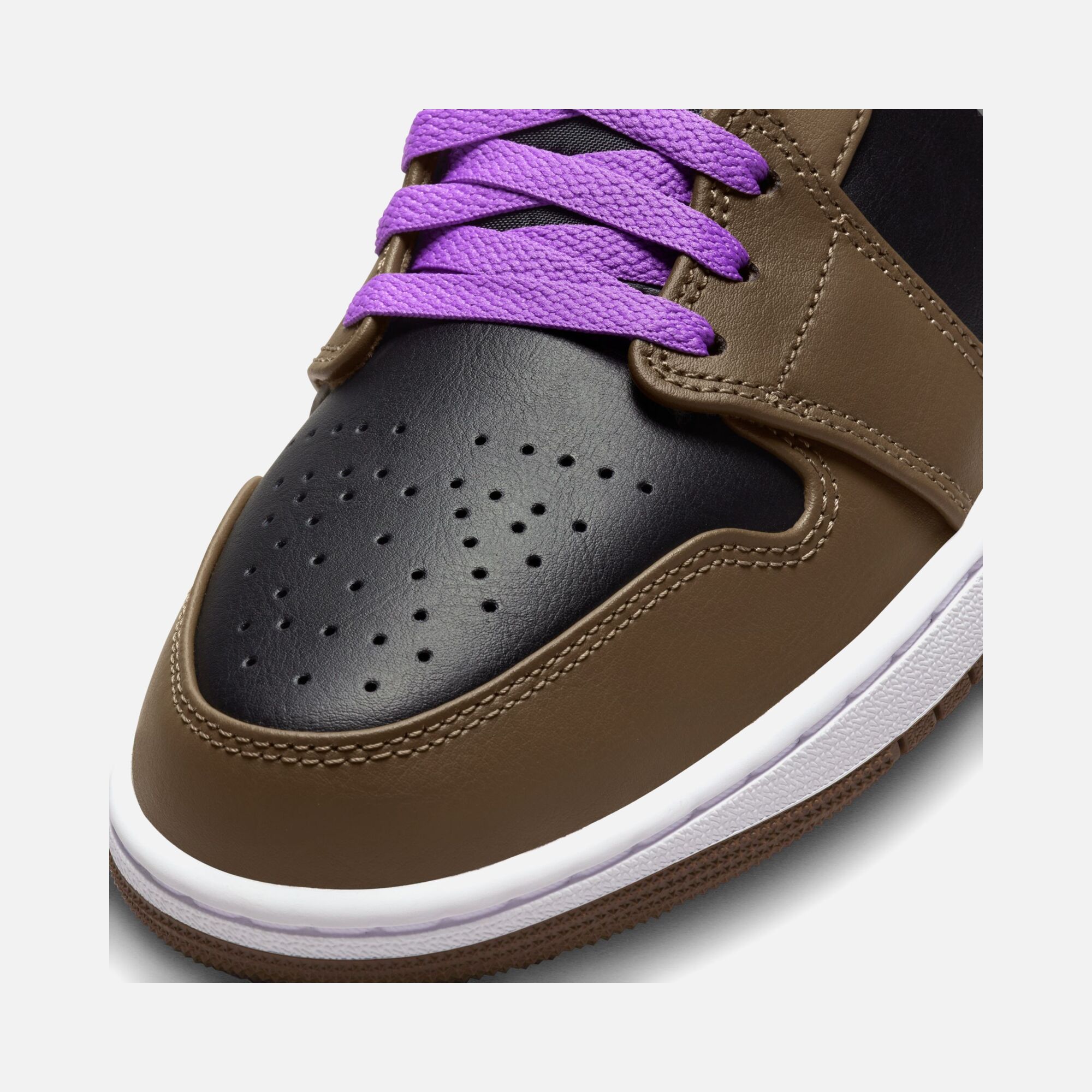 Nike Air Jordan 1 Mid SS25 Erkek Spor Ayakkabı