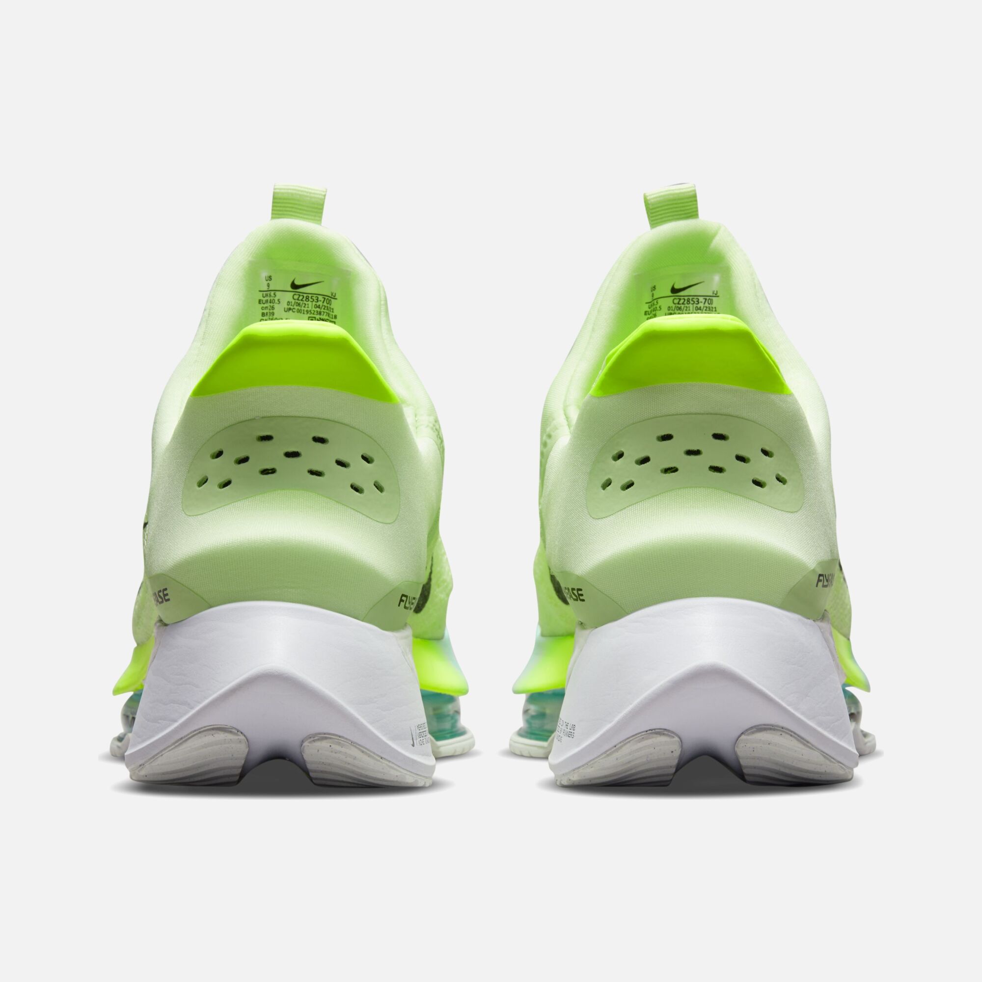 Nike Air Zoom Tempo NEXT% FlyEase Running Kadın Spor Ayakkabı