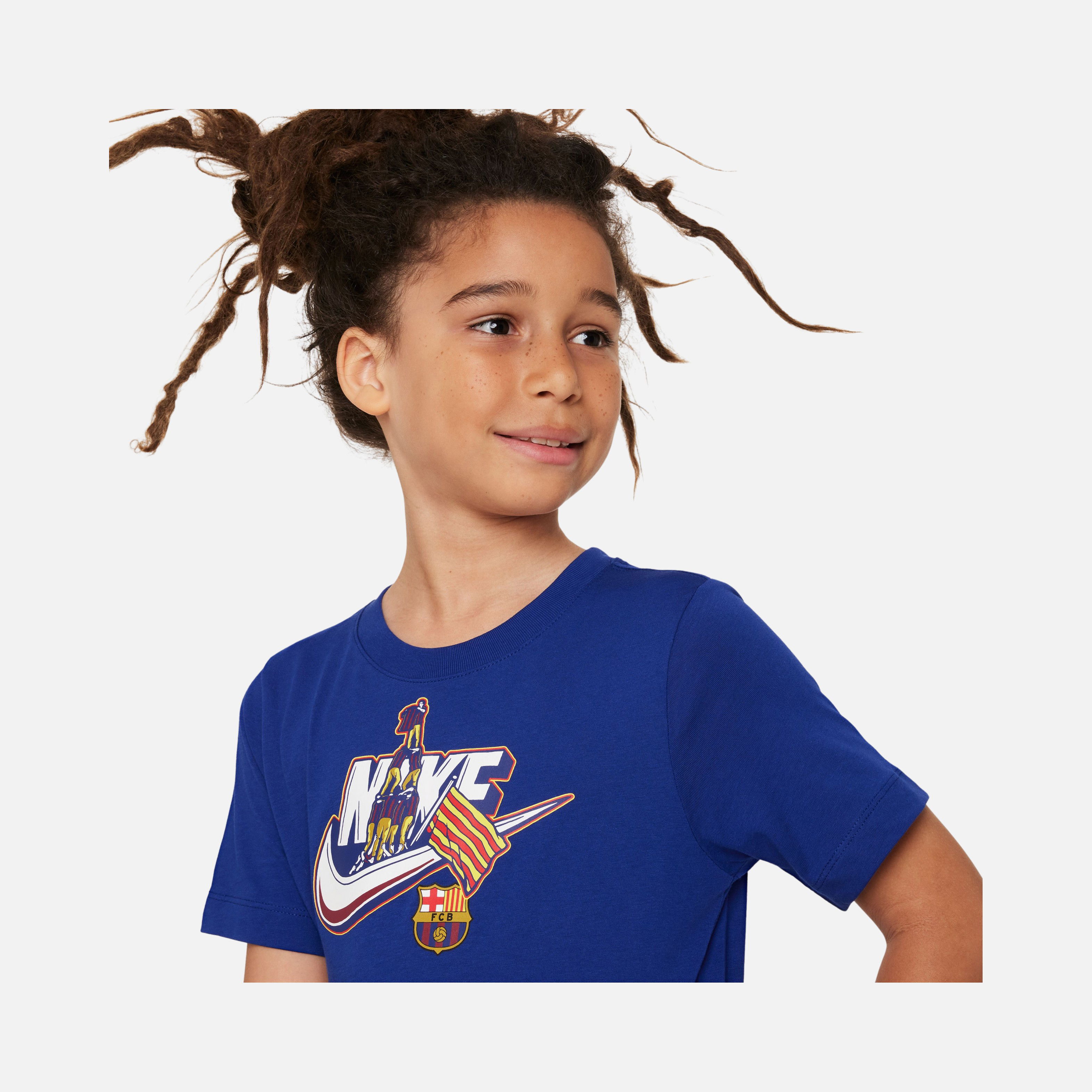 Nike FC Barcelona Seasonal Futura Graphic Short-Sleeve Çocuk Tişört
