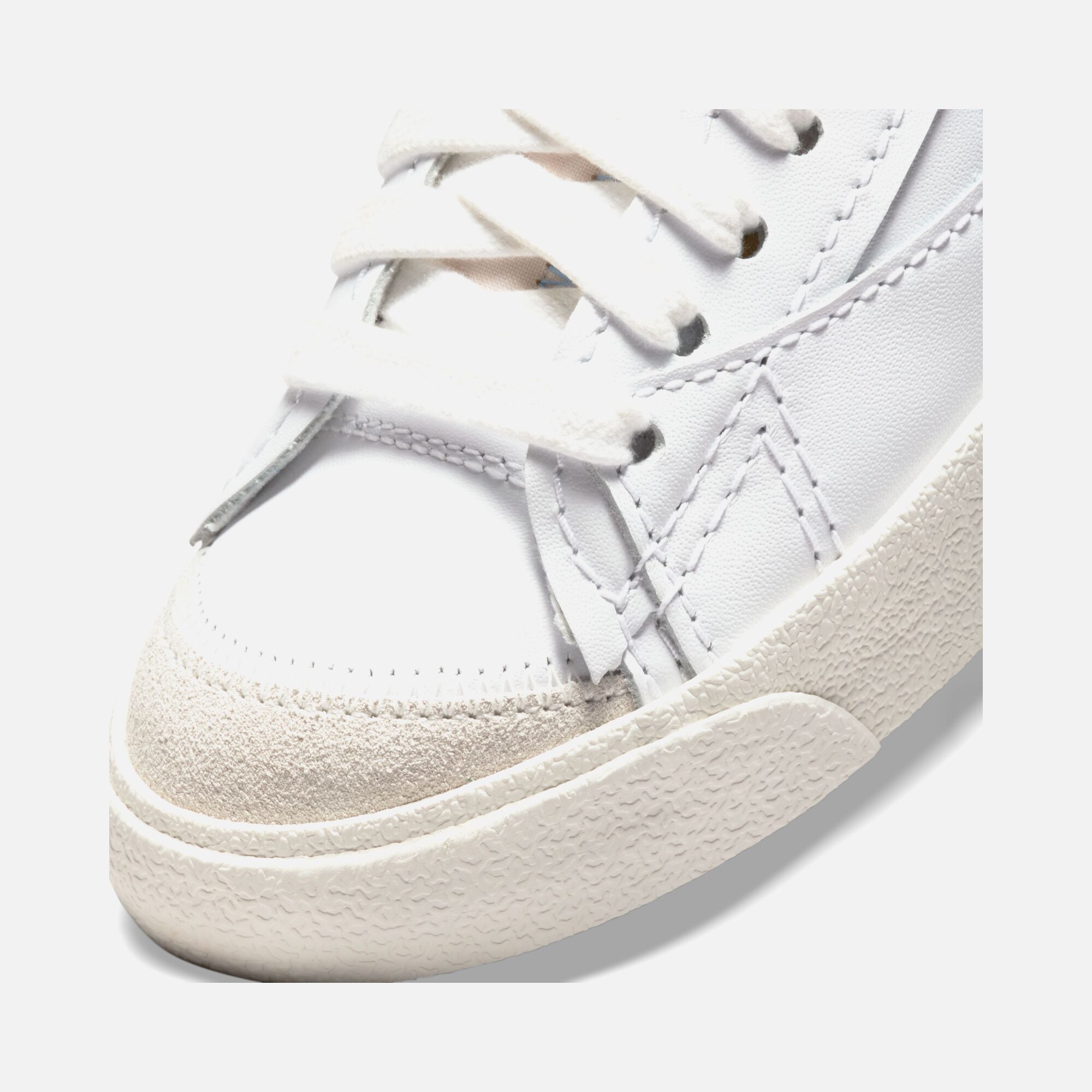 Nike Blazer Low '77 Jumbo Swoosh Kadın Spor Ayakkabı