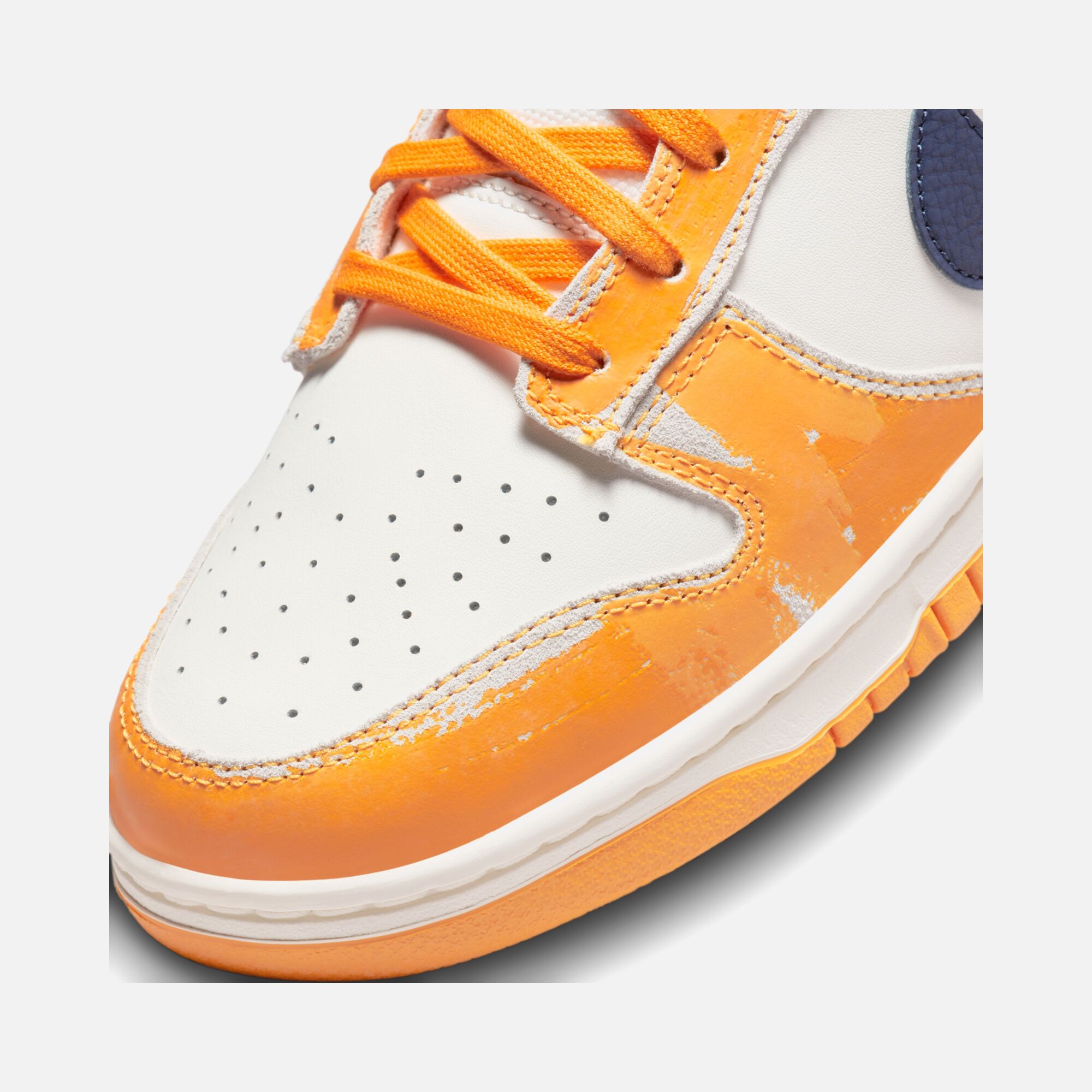 Nike Dunk Low ''Wear and Tear Details'' Erkek Spor Ayakkabı