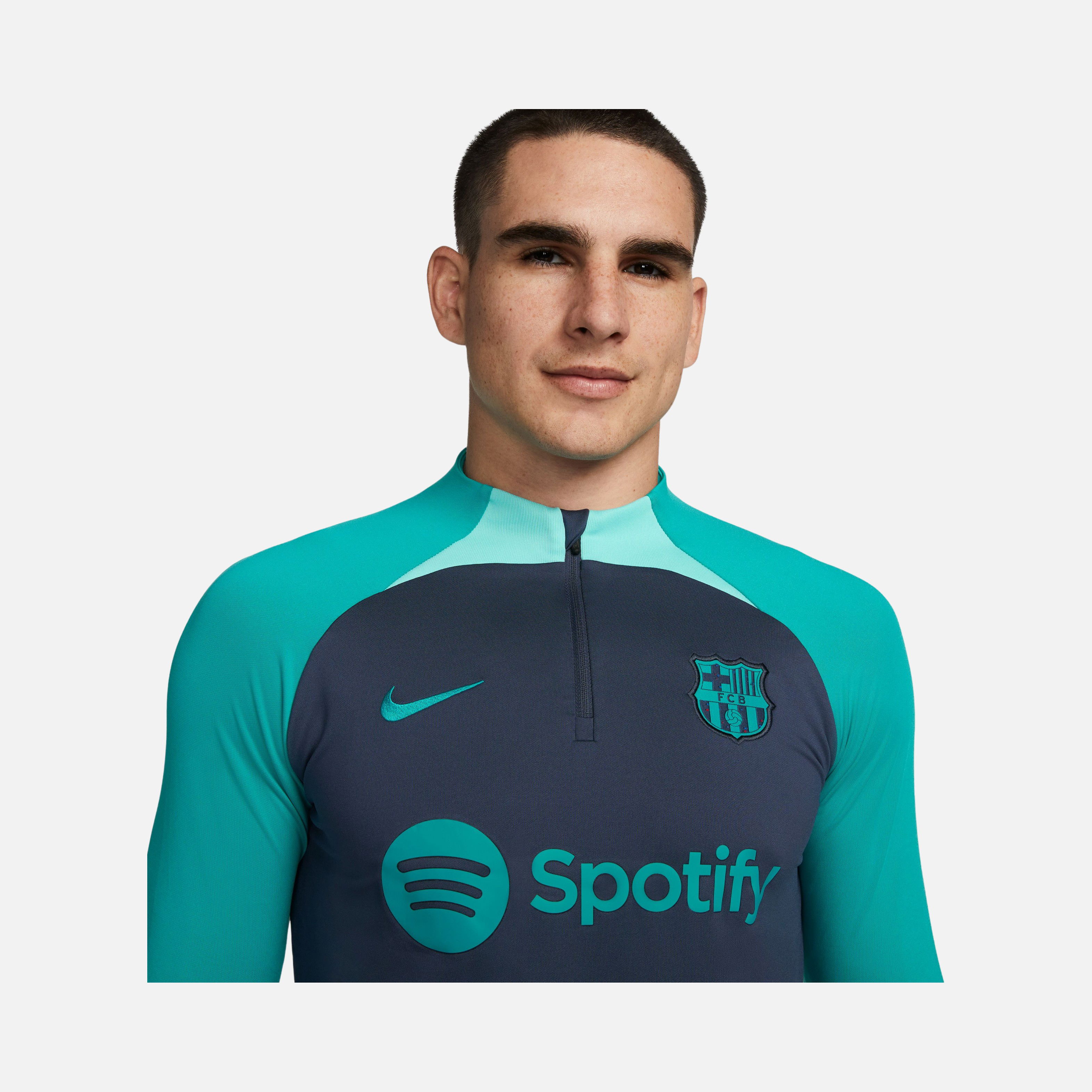 Nike FC Barcelona Dri-Fit 2023-2024 Strike Training Long-Sleeve Erkek Tişört