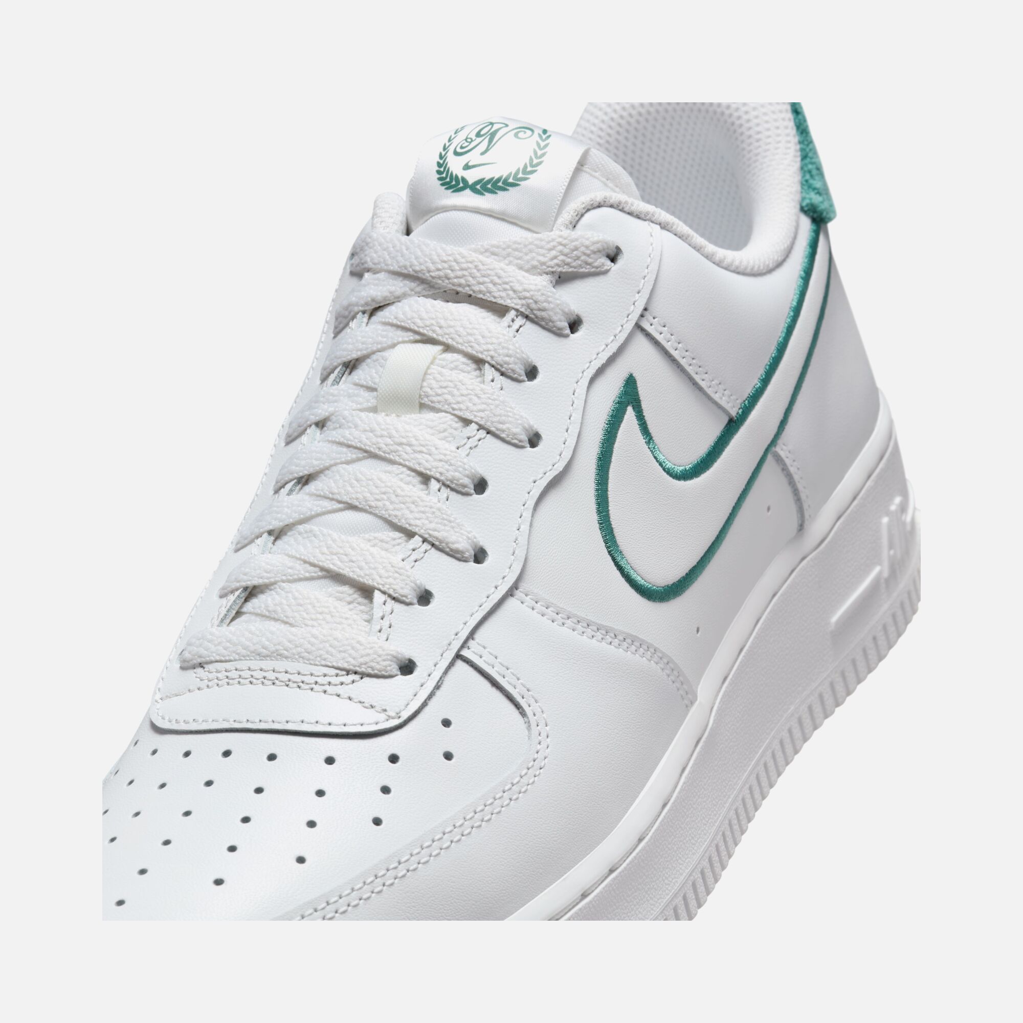 Nike Air Force 1 '07 LV8 ''Towel Heel Detail'' Erkek Spor Ayakkabı