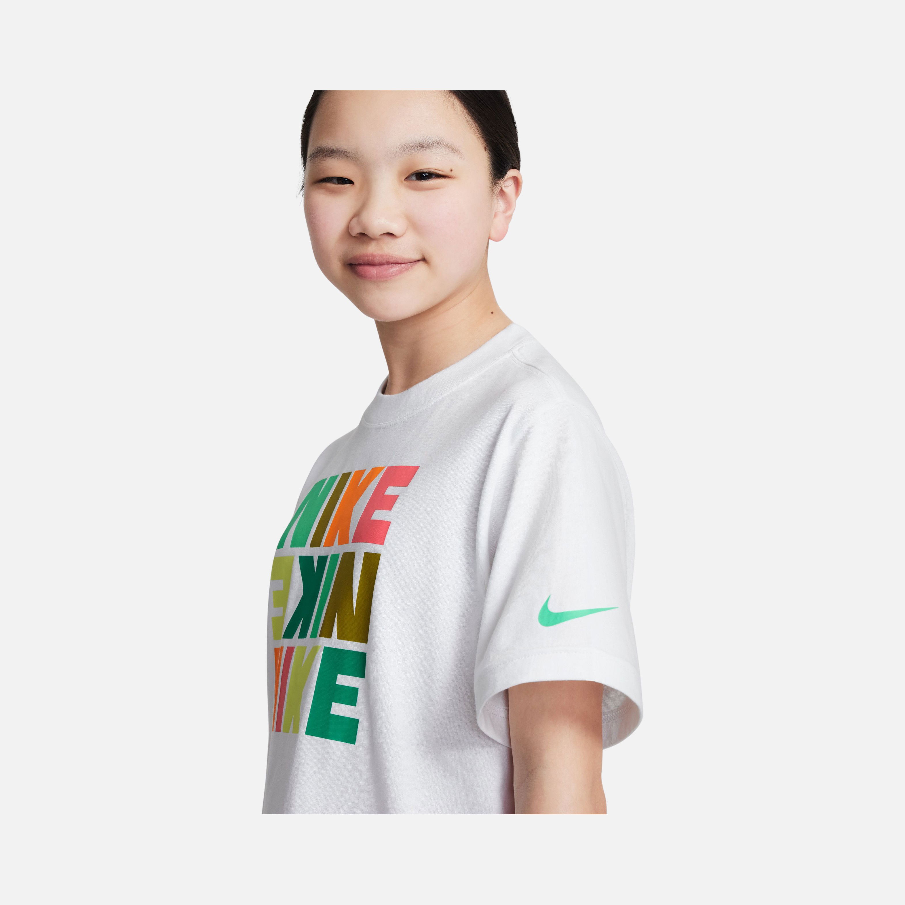 Nike Sportswear ''Tee Boxy Graphic'' Short-Sleeve (Girls') Çocuk Tişört