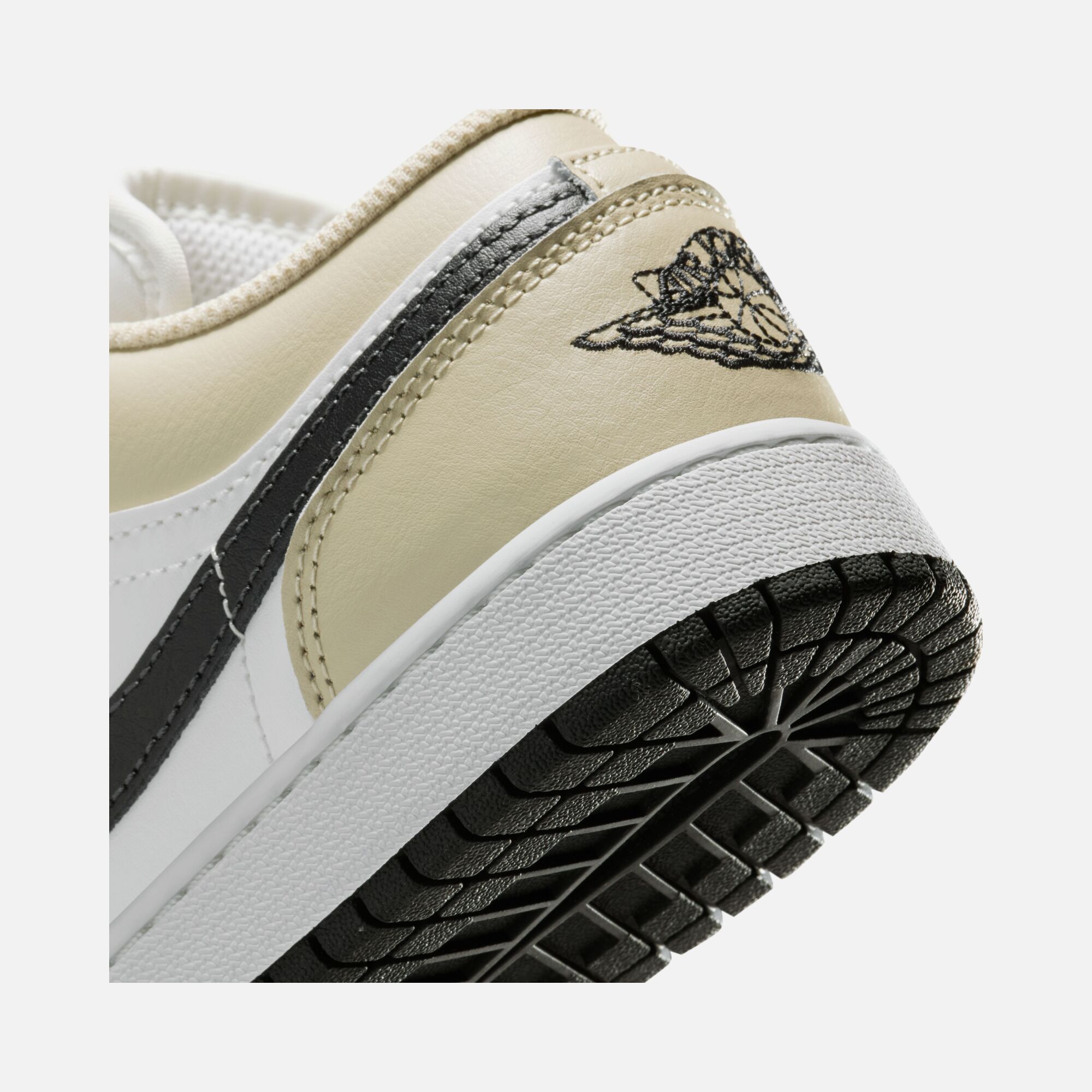 Nike Air Jordan 1 Low SS25 (GS) Spor Ayakkabı
