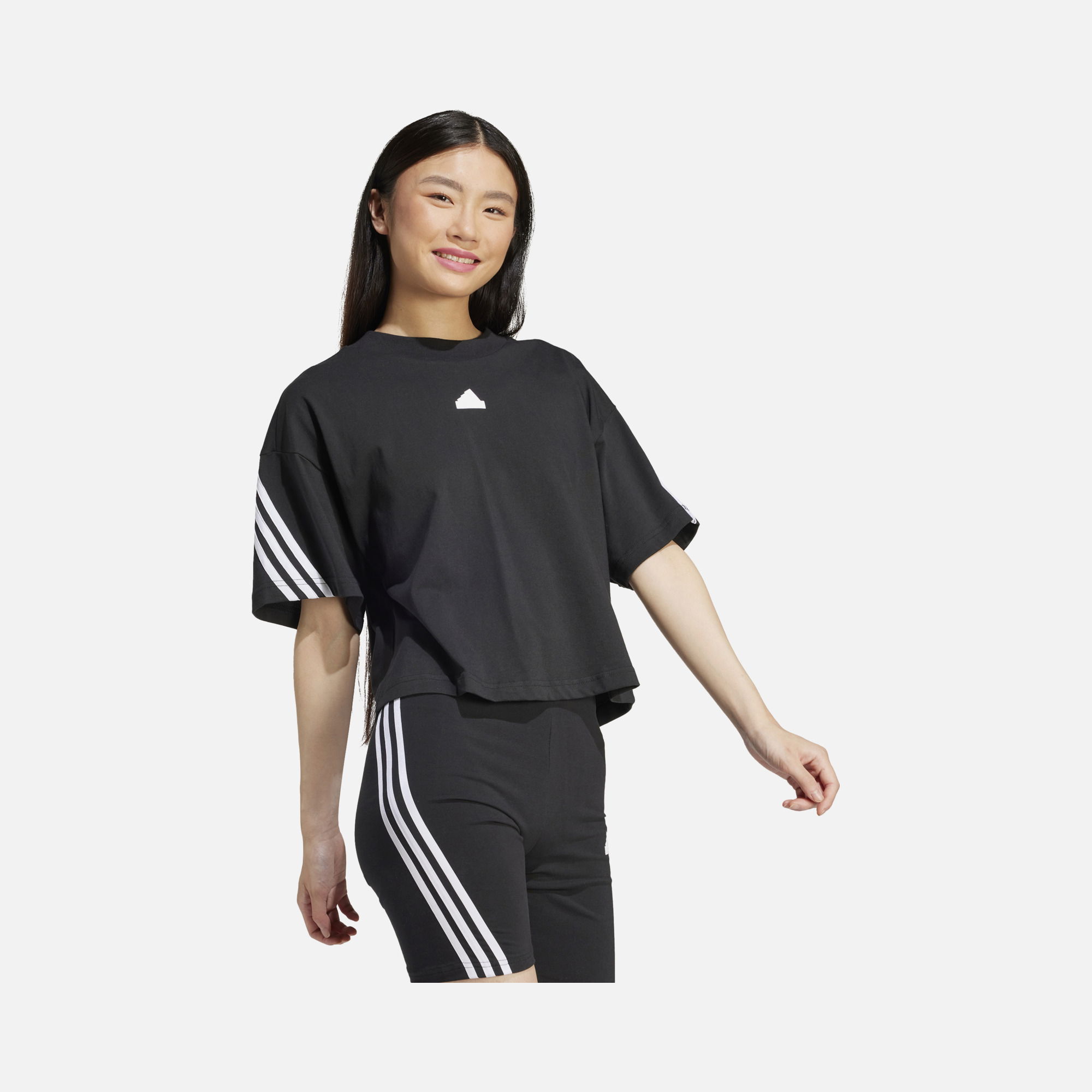 adidas Future Icons 3-Stripes Short-Sleeve Kadın Tişört
