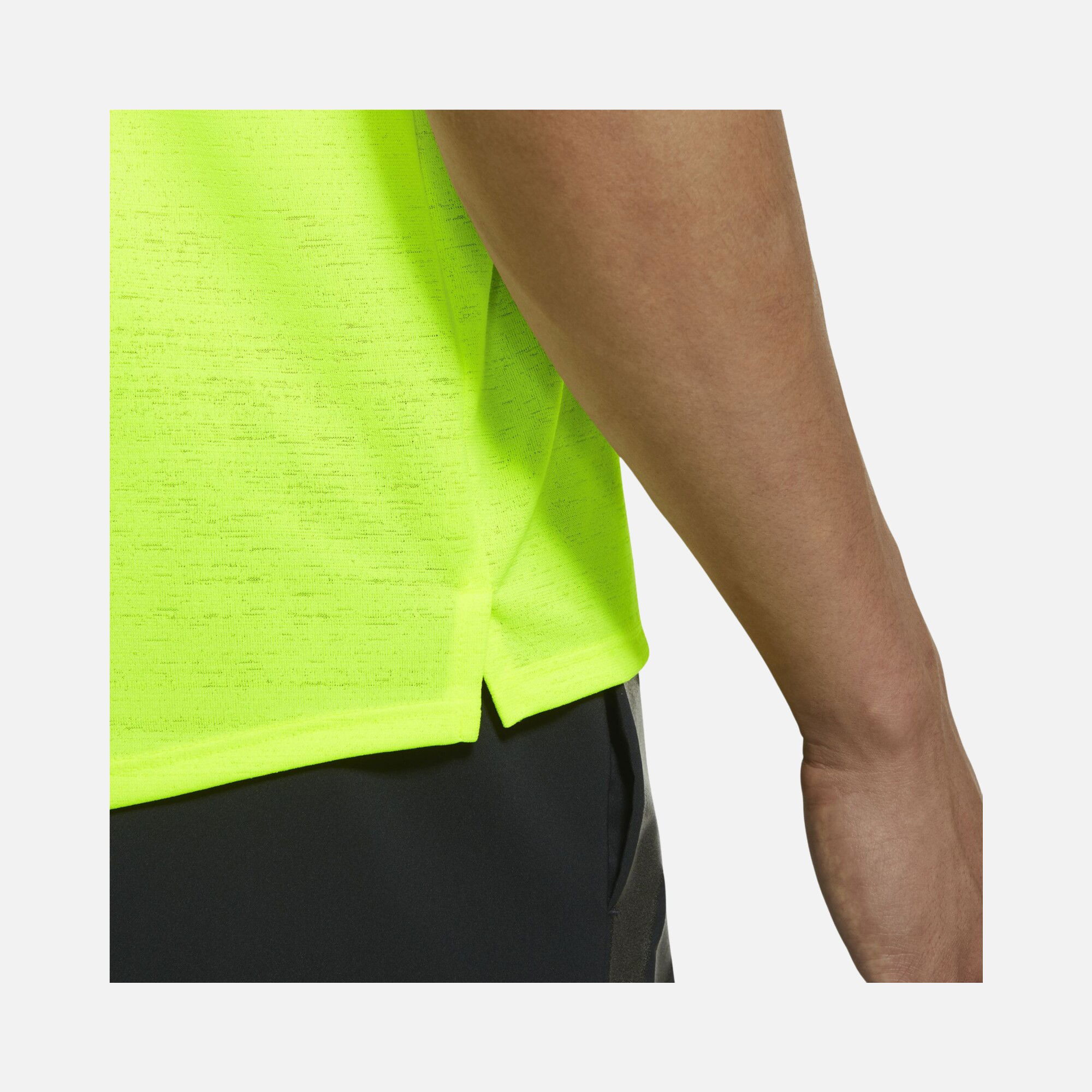 Nike Dri-Fit Miler Running Short-Sleeve Erkek Tişört