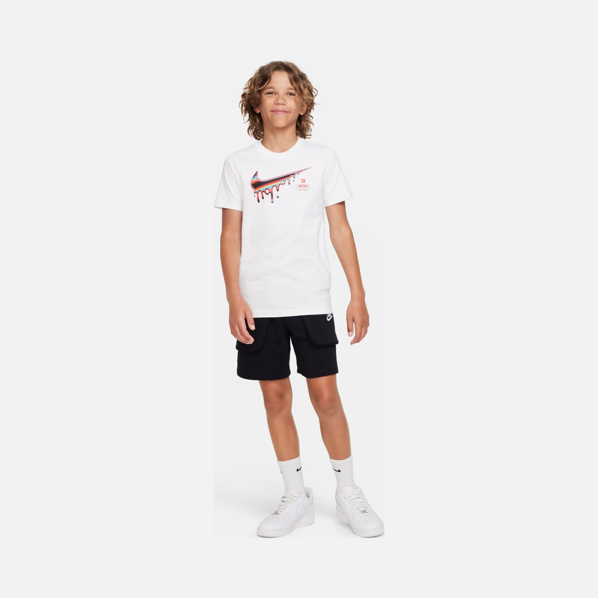 Nike Sportswear Worldwide Heatwave Graphic Short-Sleeve (Boys') Çocuk Tişört