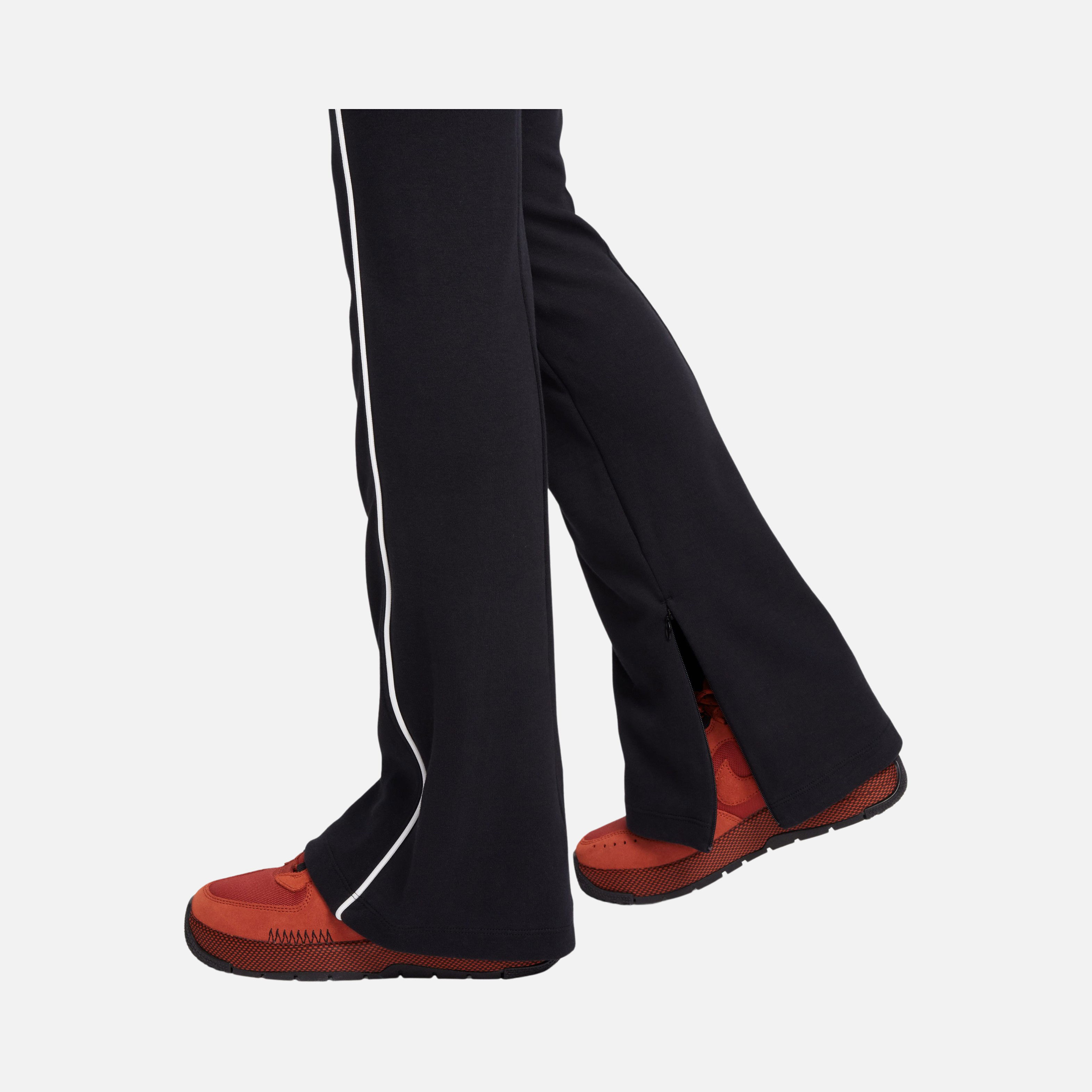 Nike Sportswear Collection Slit-Hem Kadın Pantolon