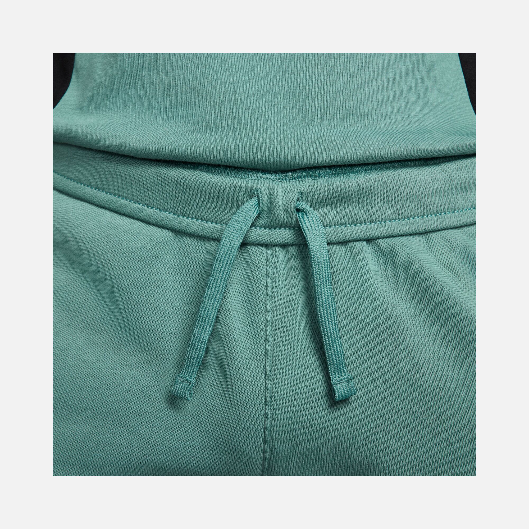 Nike Sportswear Swoosh Air French Terry Erkek Şort