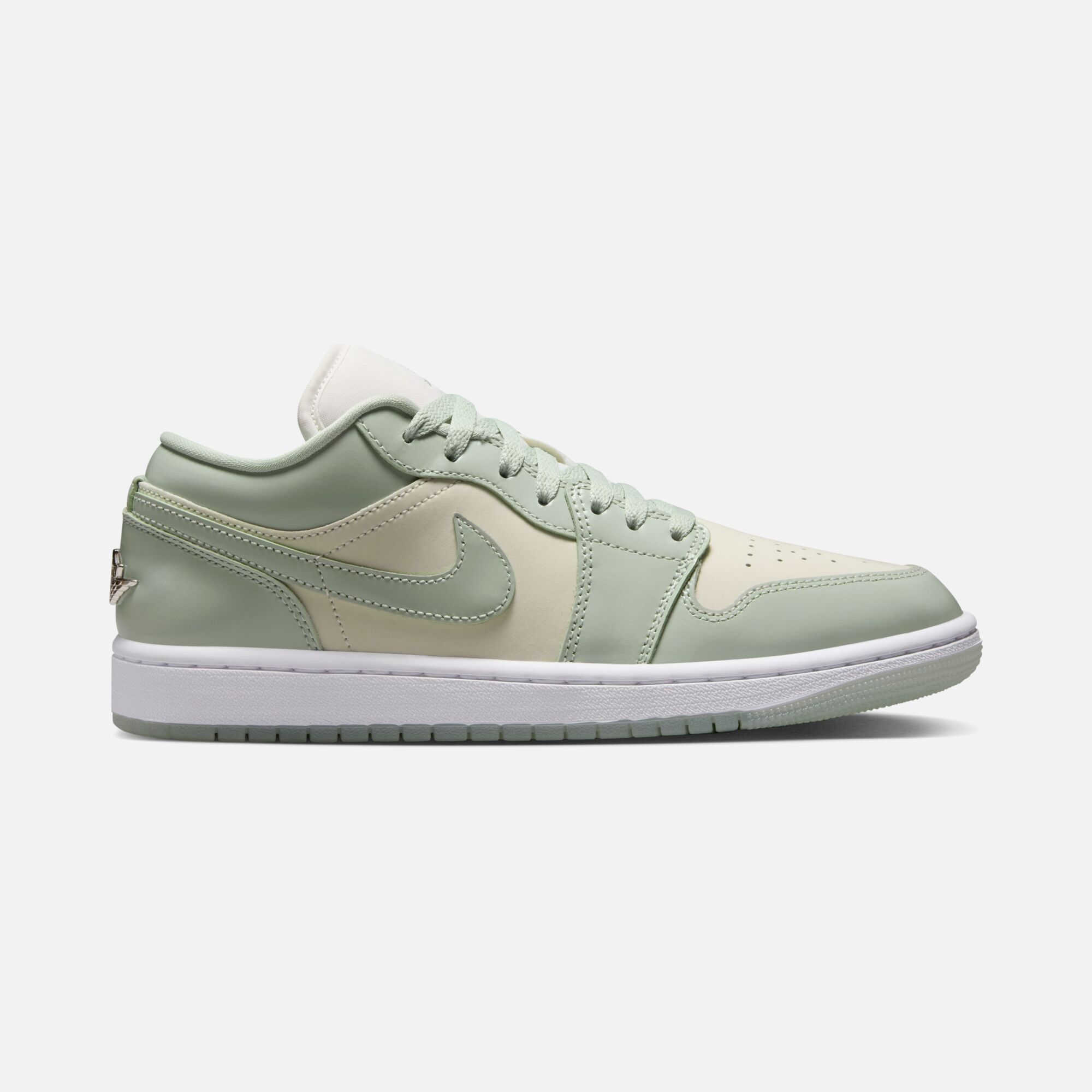 Nike Air Jordan 1 Low SE ''Jordan Metallic Accent Detail'' Kadın Spor Ayakkabı