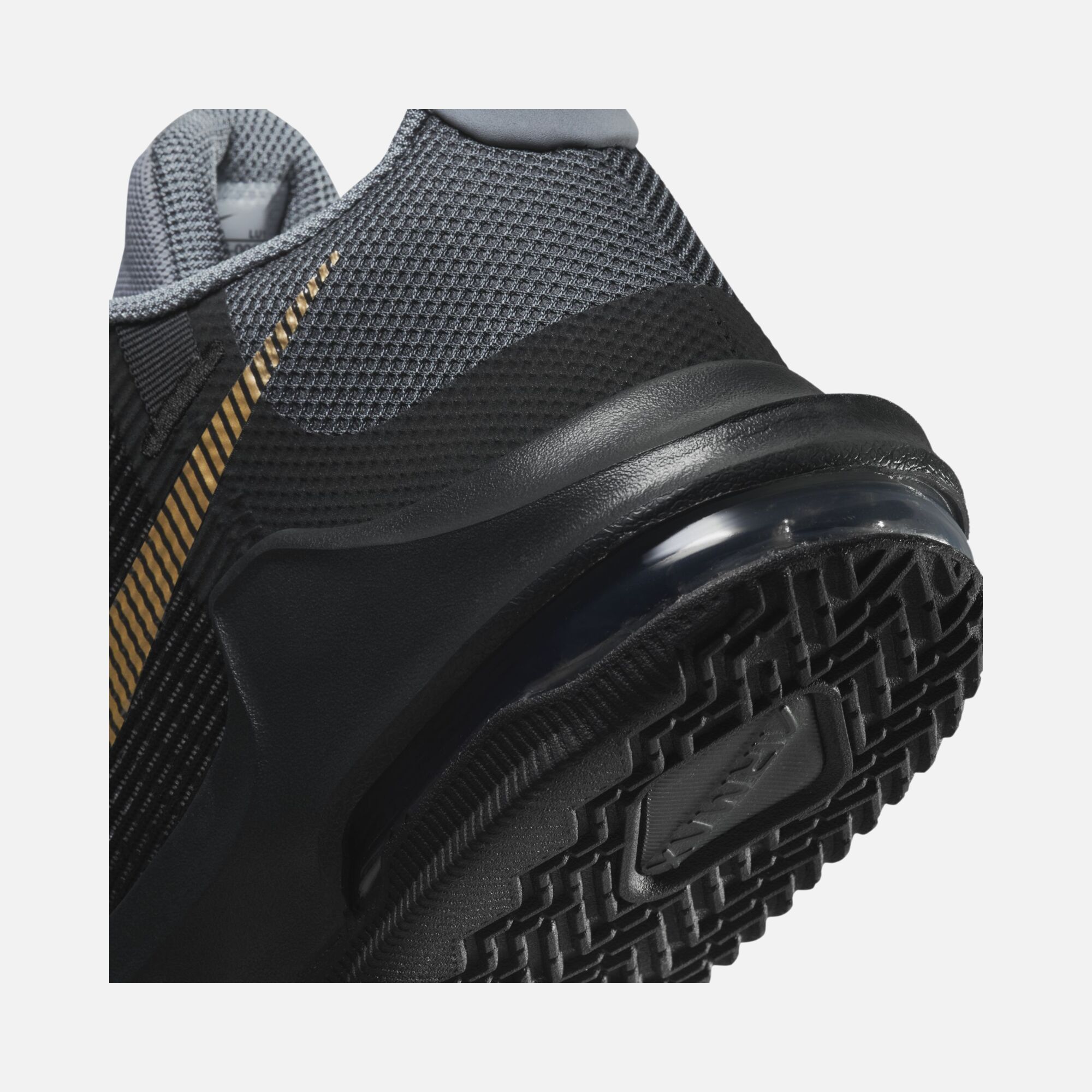 Nike Air Max Impact 3 Erkek Basketbol Ayakkabısı