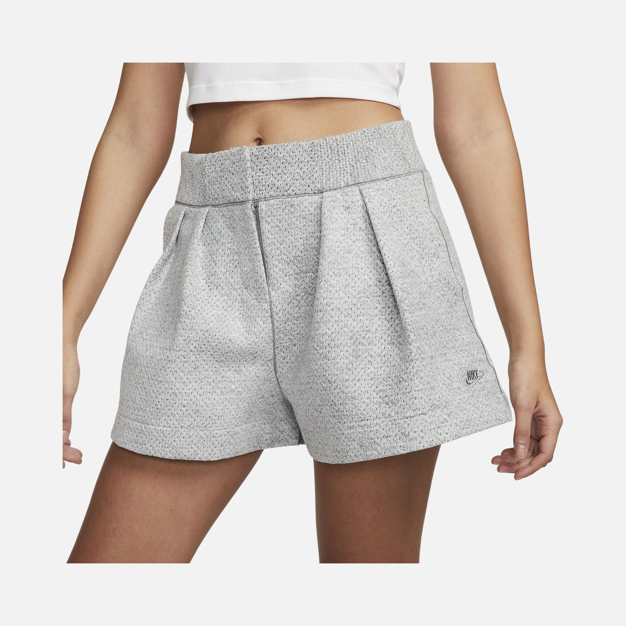 Nike Sportswear Forward High-Waisted Kadın Şort