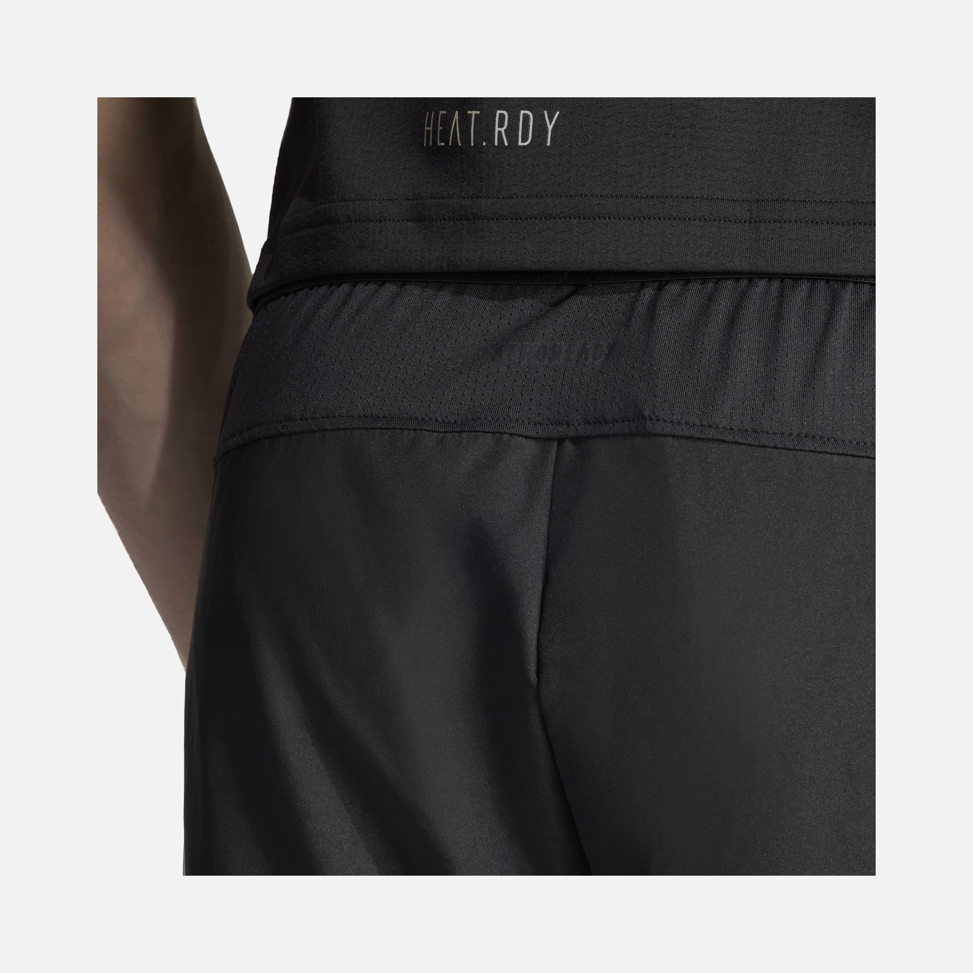 adidas Essentials Seasonal Gym & Training Erkek Eşofman Altı