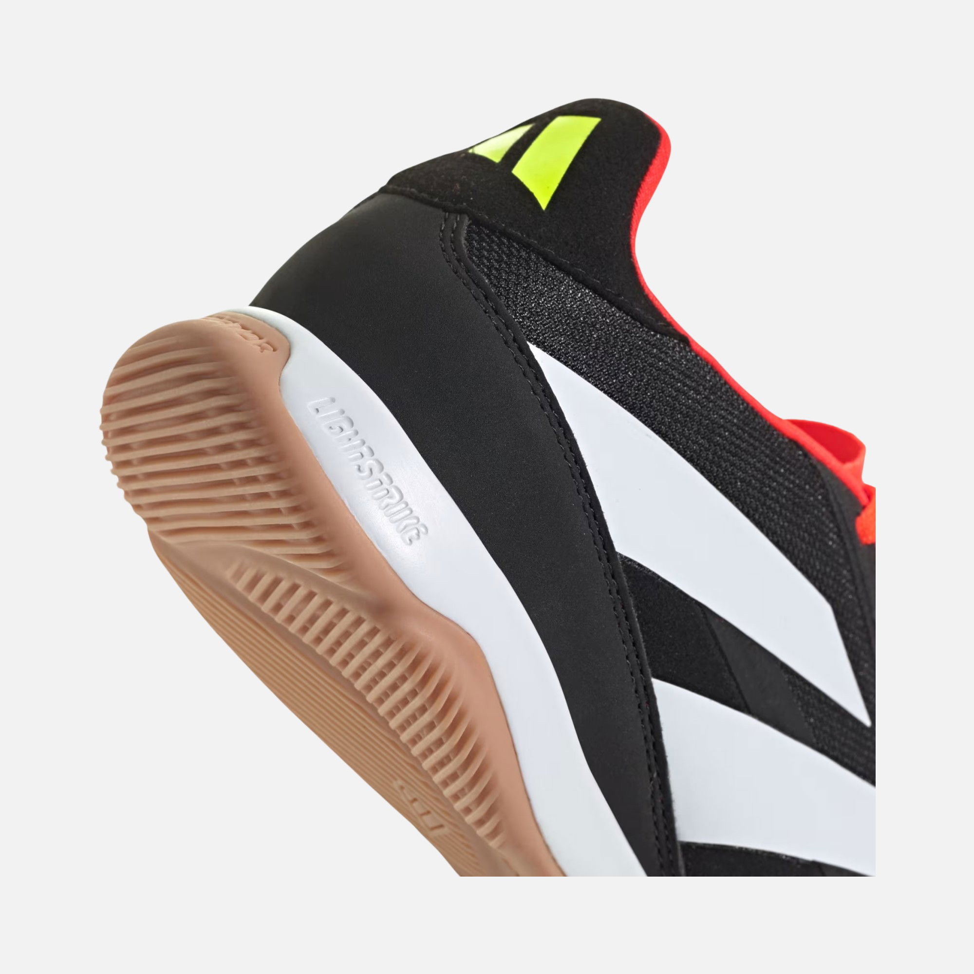 adidas Predator 24 League Low Erkek Futsal Ayakkabısı