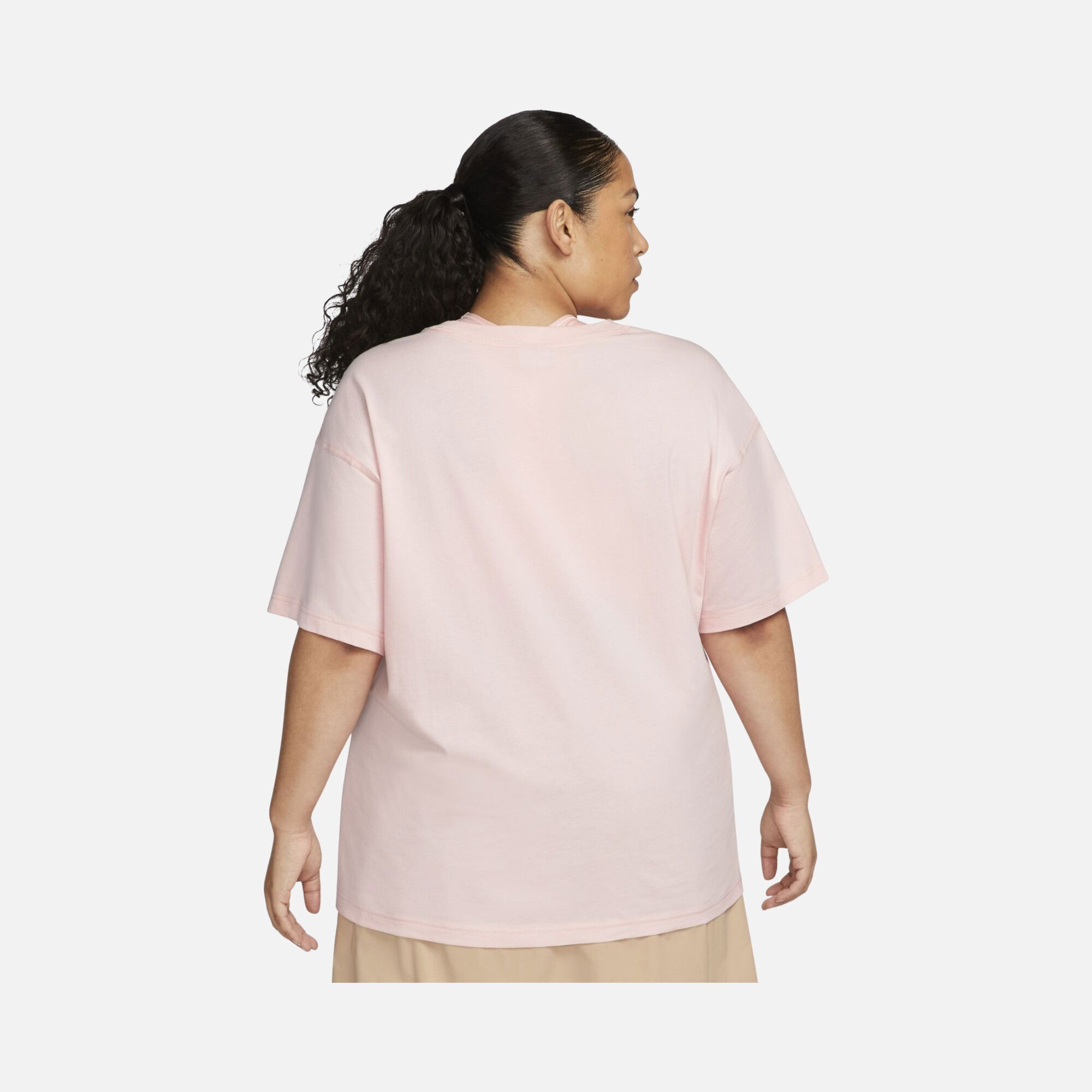 Nike Sportswear Swoosh Short-Sleeve (Plus-Size) Kadın Tişört