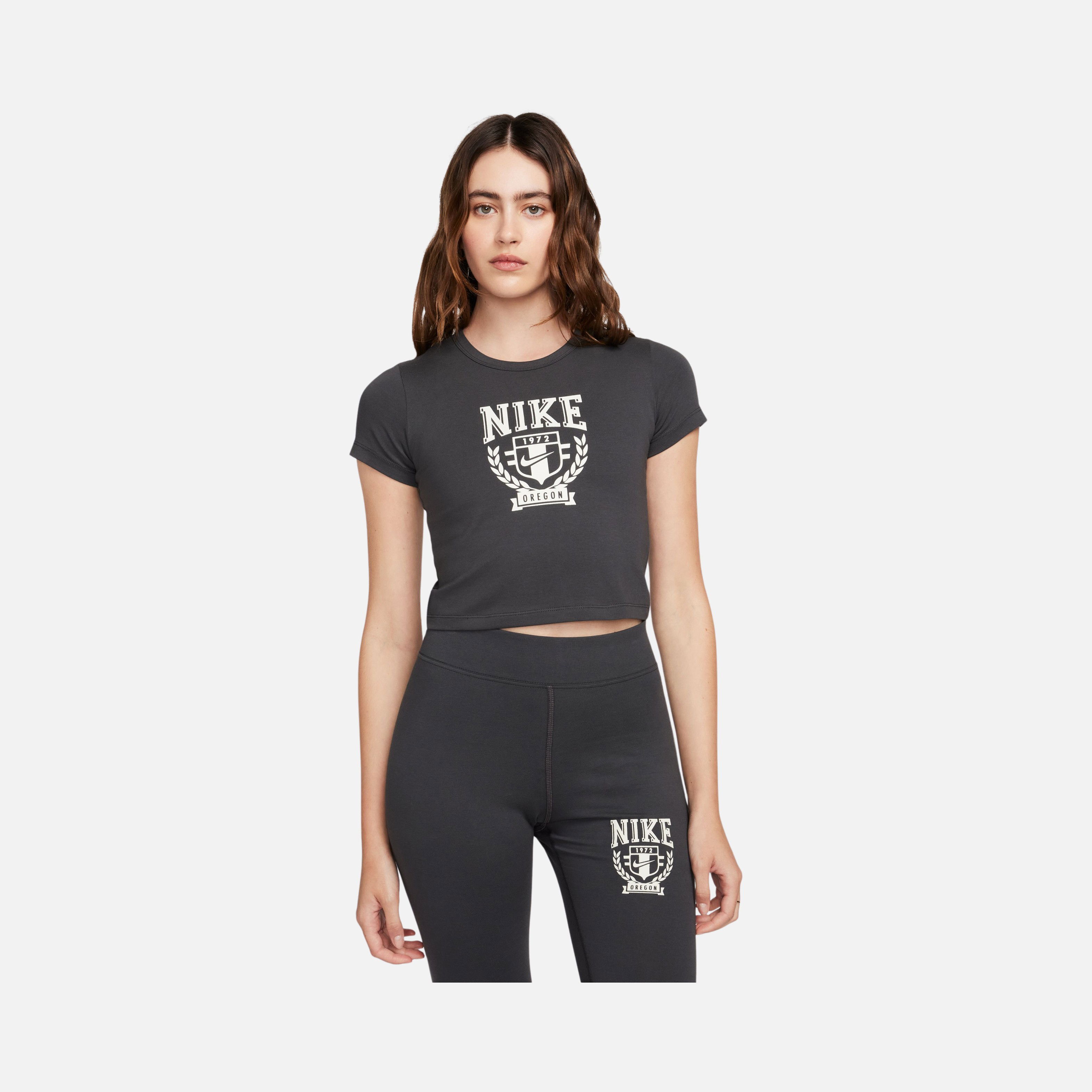 Nike Sportswear Bby Varsity Short-Sleeve Kadın Tişört