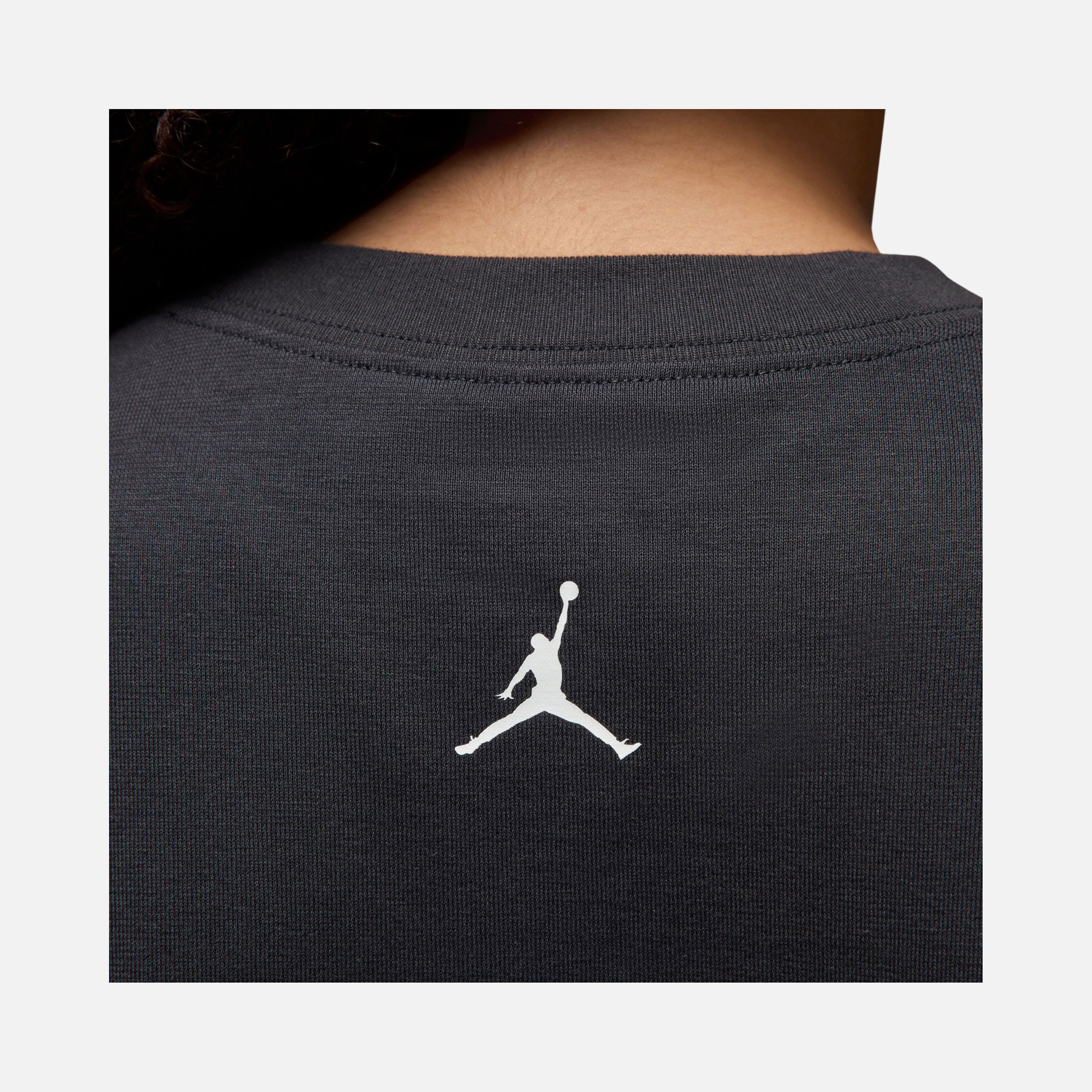 Nike Jordan Oversized Graphic FW24 Short-Sleeve Kadın Tişört