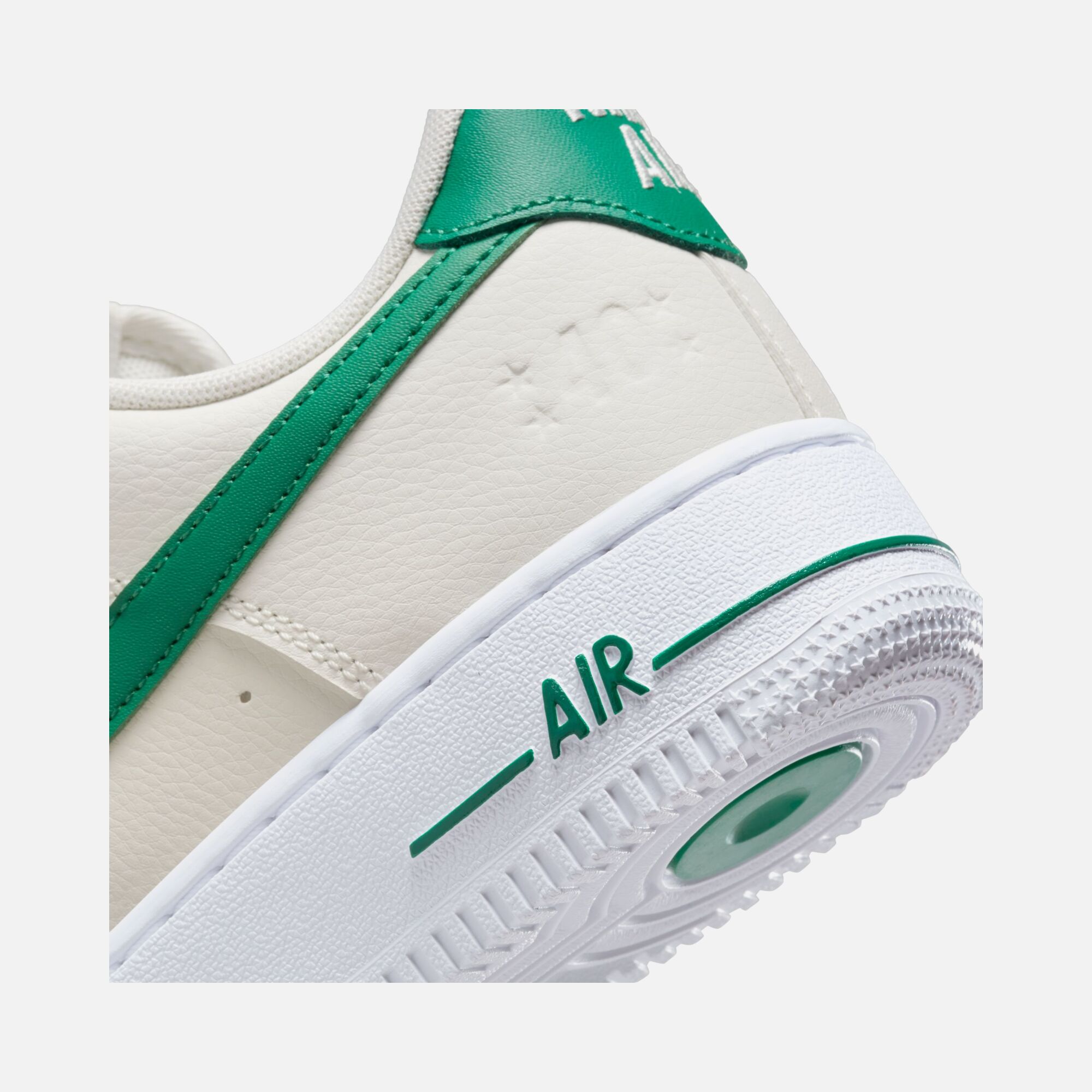 Nike Air Force 1 '07 SE FA23 Kadın Spor Ayakkabı