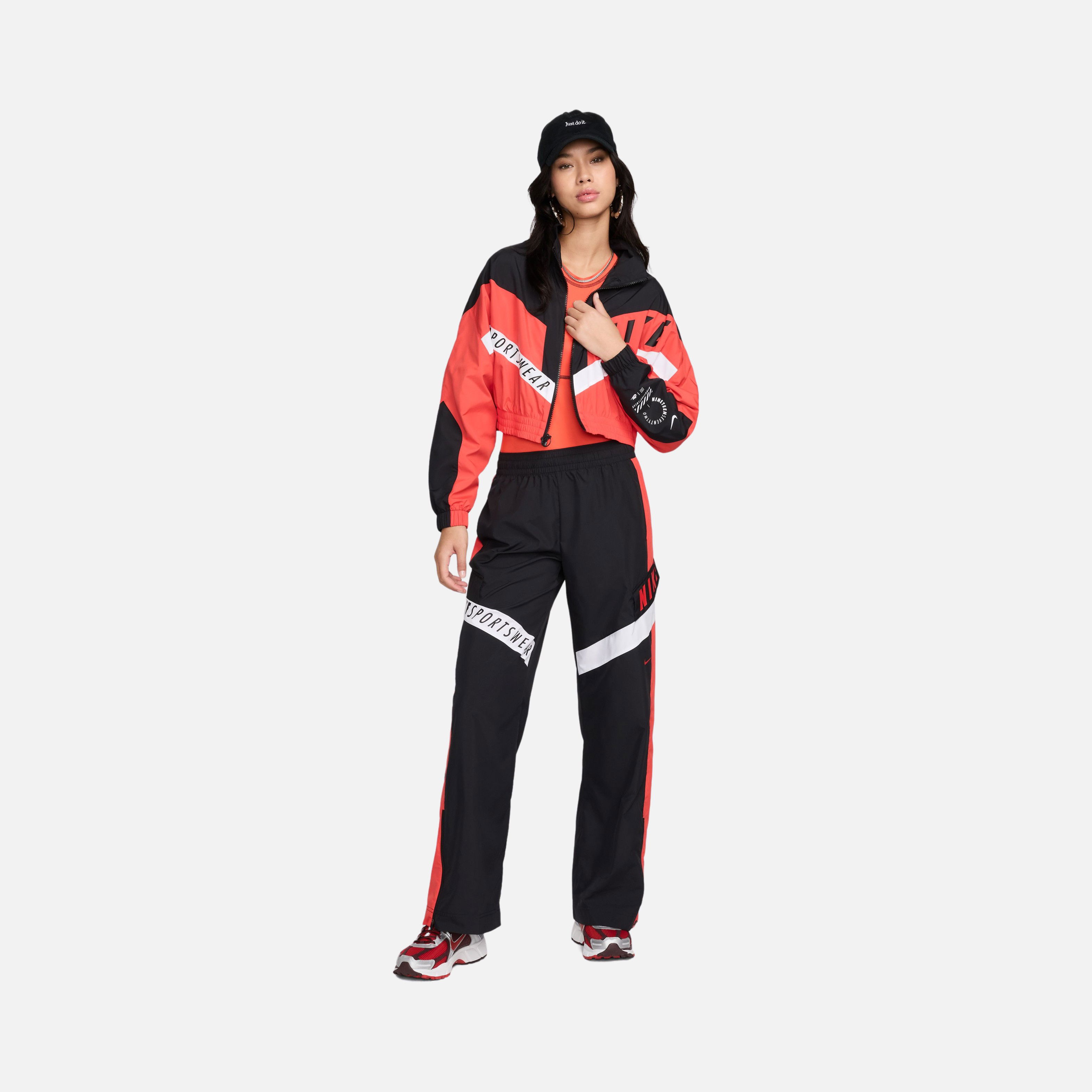 Nike Sportswear Gel Woven Oversized High-Waisted Zippered Leg Kadın Eşofman Altı