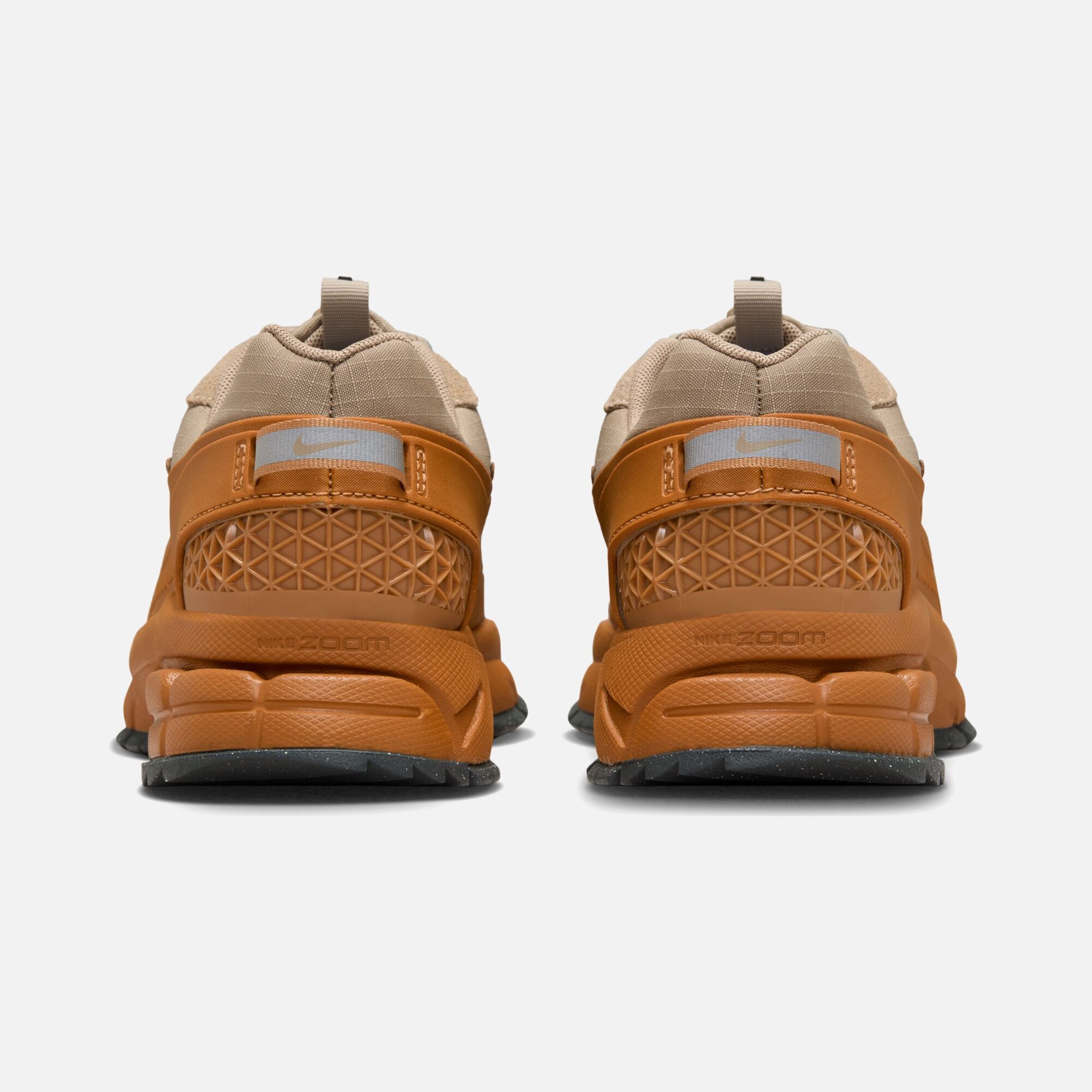 Nike Zoom Vomero Roam Kadın Spor Ayakkabı