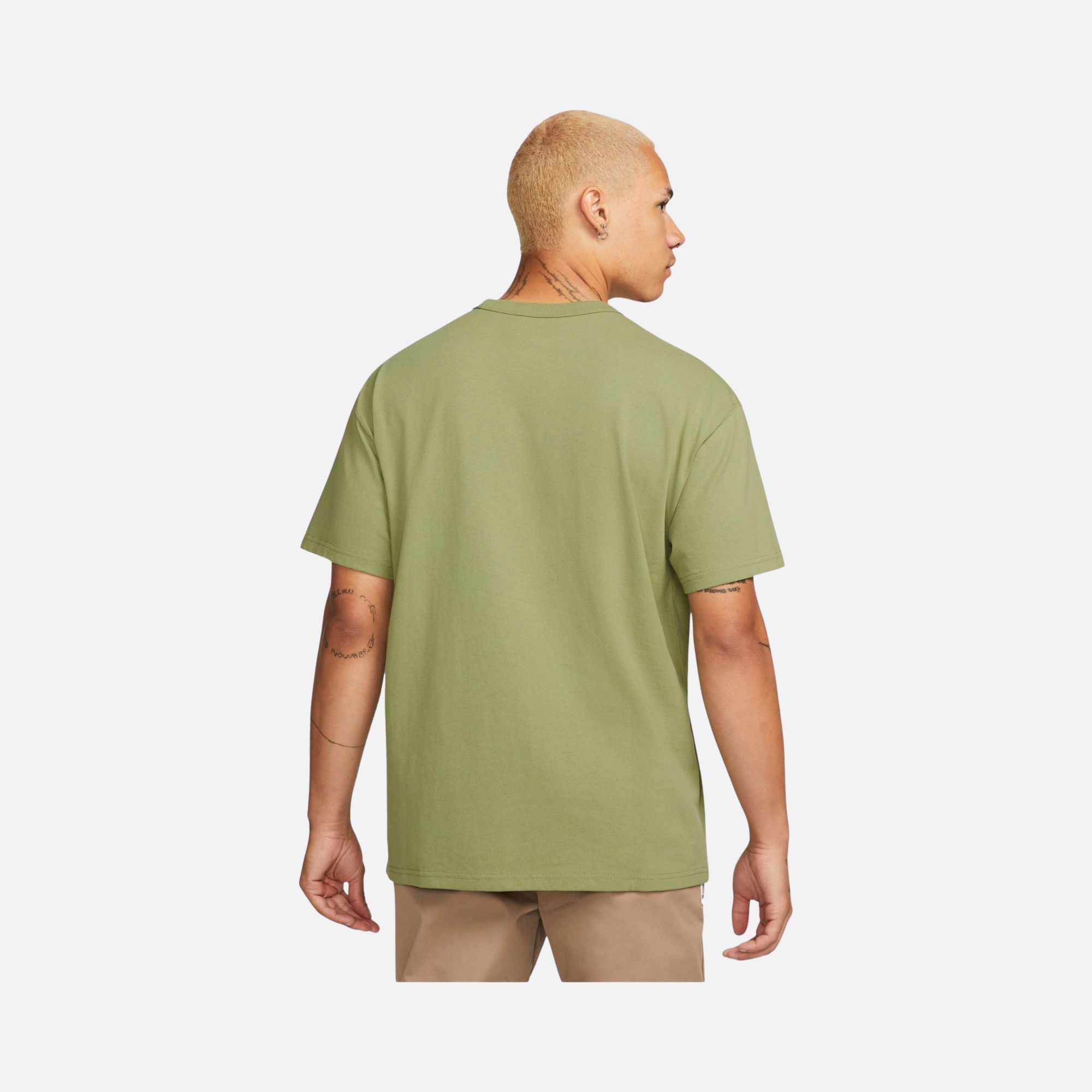 Nike Sportswear Premium Essentials Short-Sleeve Erkek Tişört