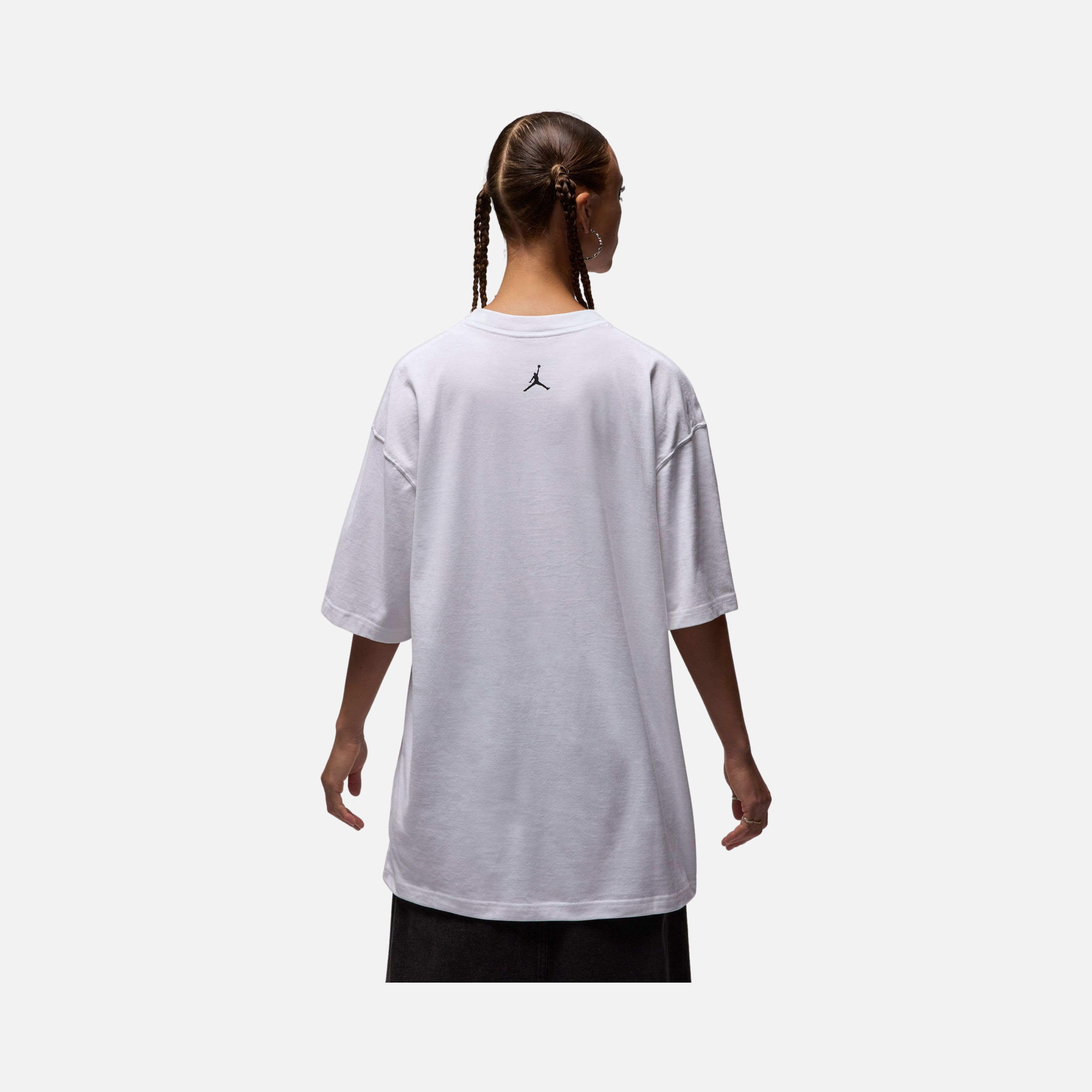 Nike Jordan Oversized Graphic FW24 Short-Sleeve Kadın Tişört