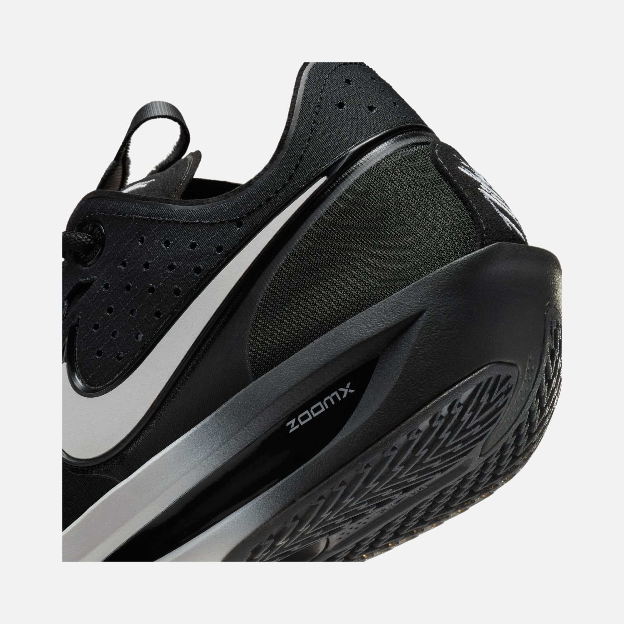 Nike G.T. Cut 3 Erkek Basketbol Ayakkabısı