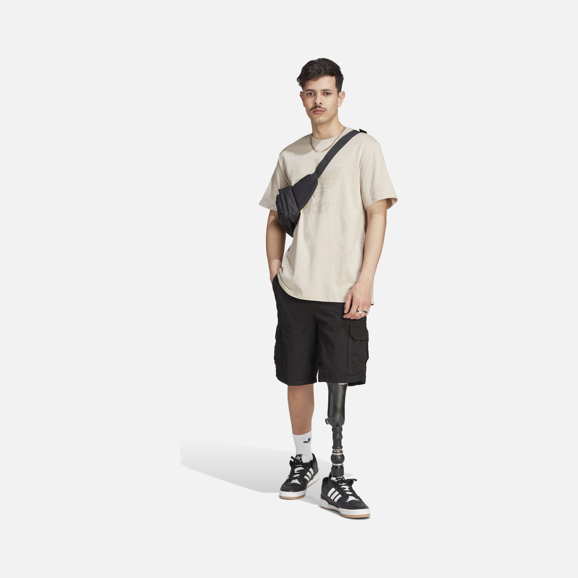 adidas Sportswear Graphics Monogram Short-Sleeve Erkek Tişört