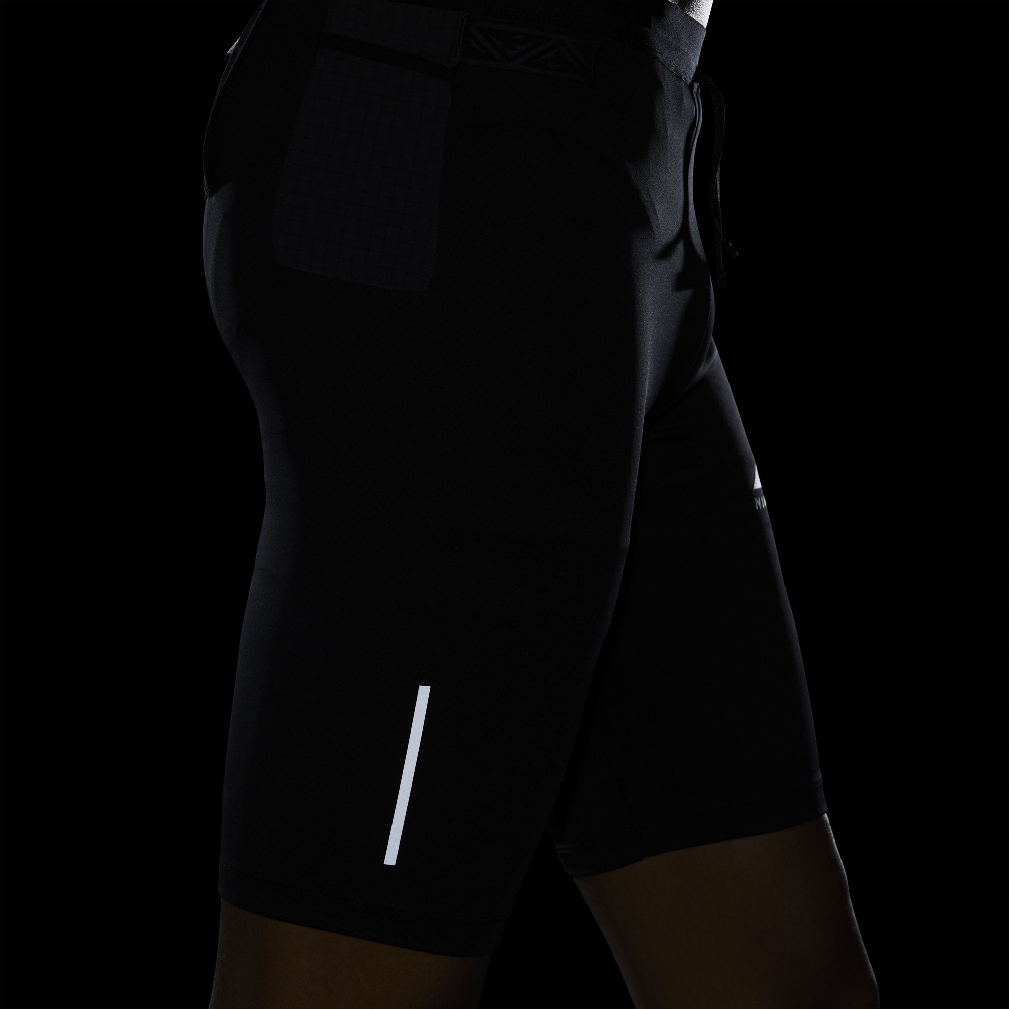 Nike Dri-Fit Trail 1/2-Length Trail Running Erkek Tayt