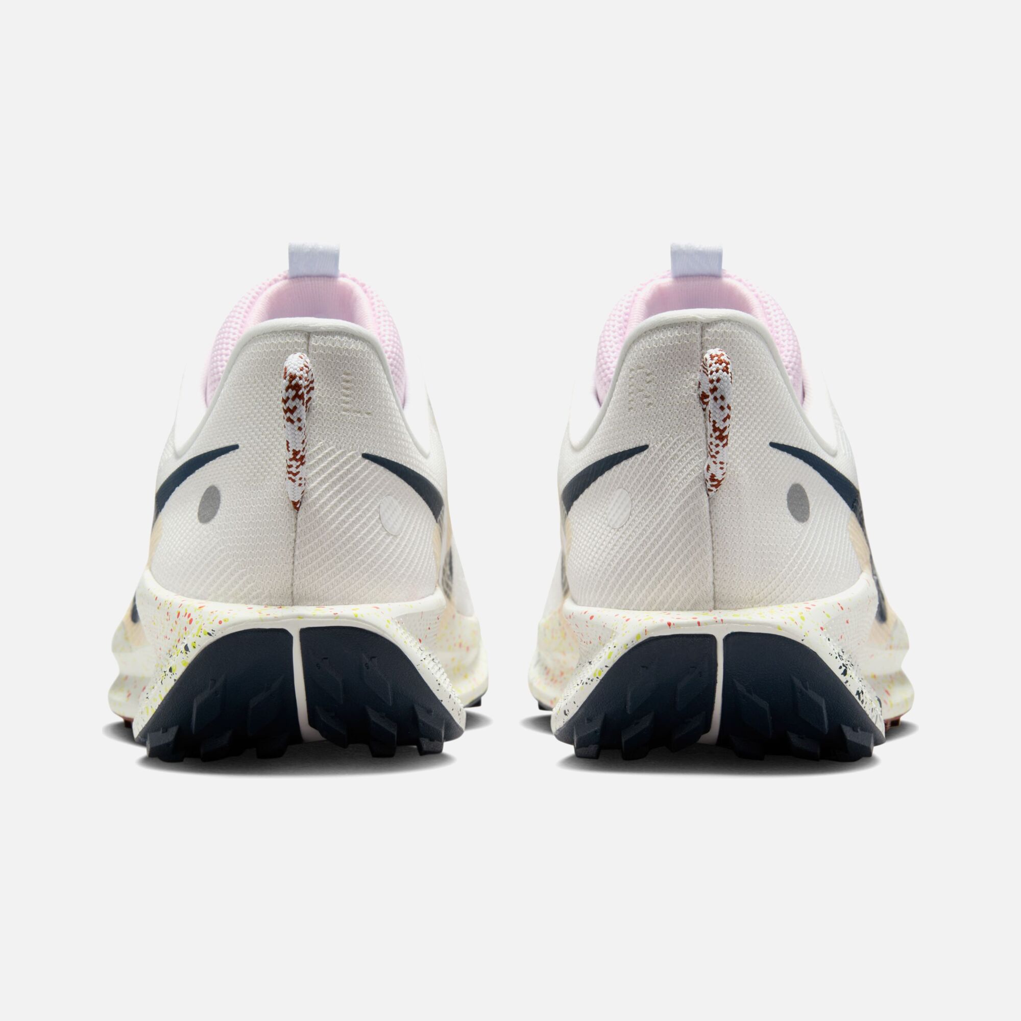 Nike Pegasus Trail 5 Trail-Running Erkek Spor Ayakkabı