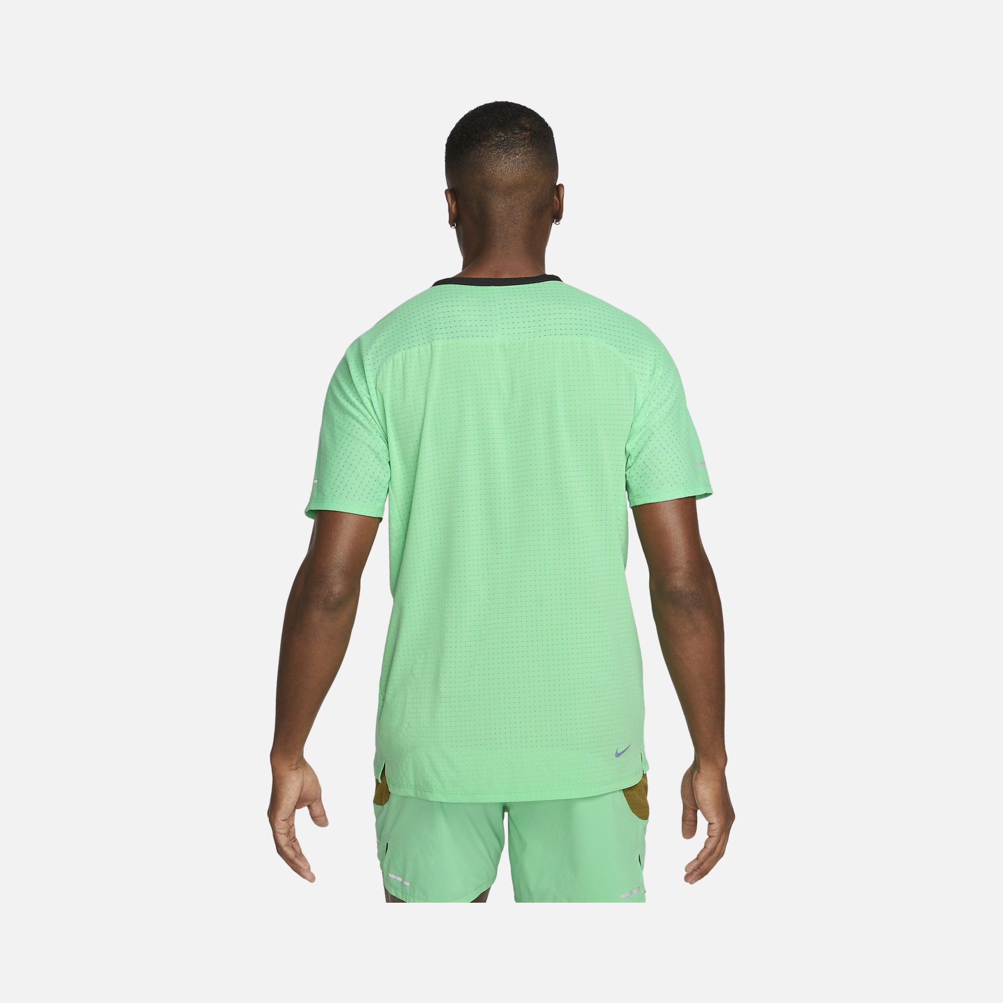 Nike Dri-Fit Trail Solar Chase Running Short-Sleeve Erkek Tişört