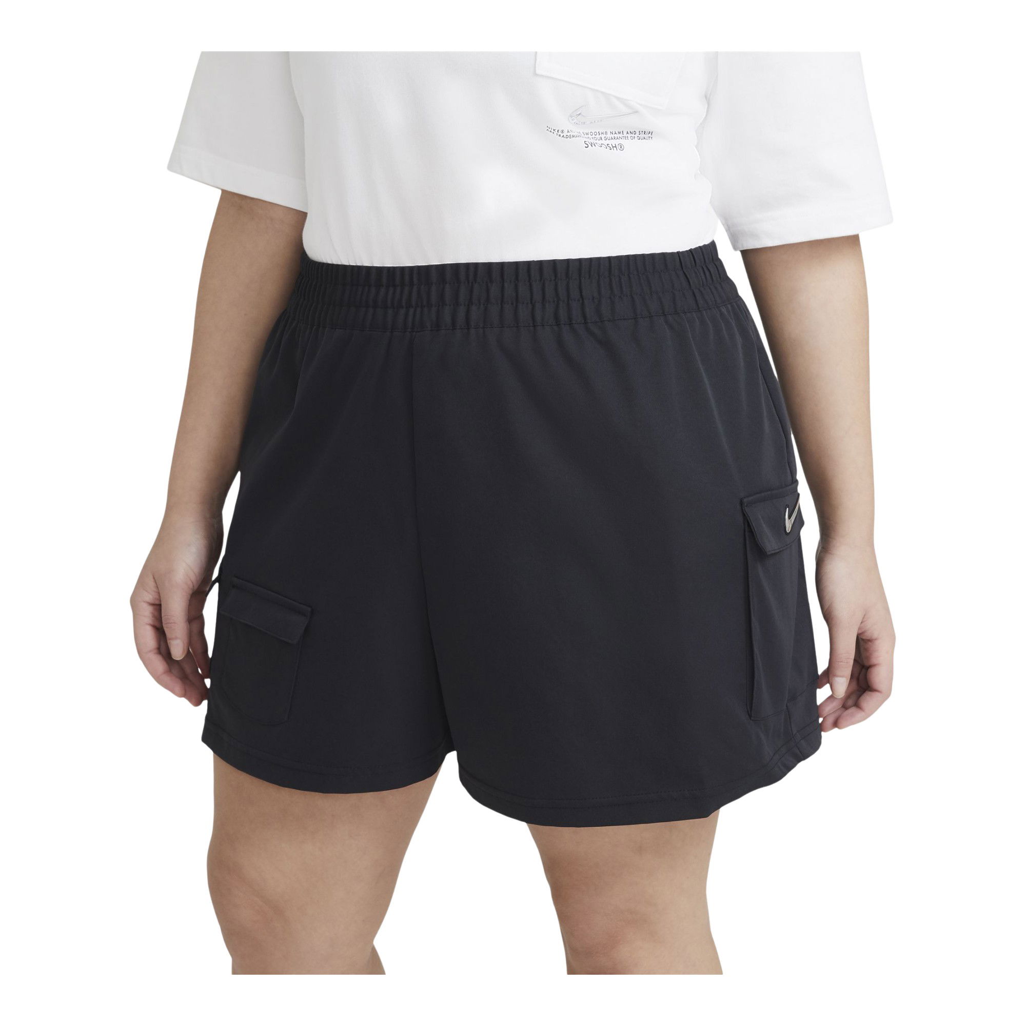 Nike Sportswear Swoosh Cargo Kadın Şort