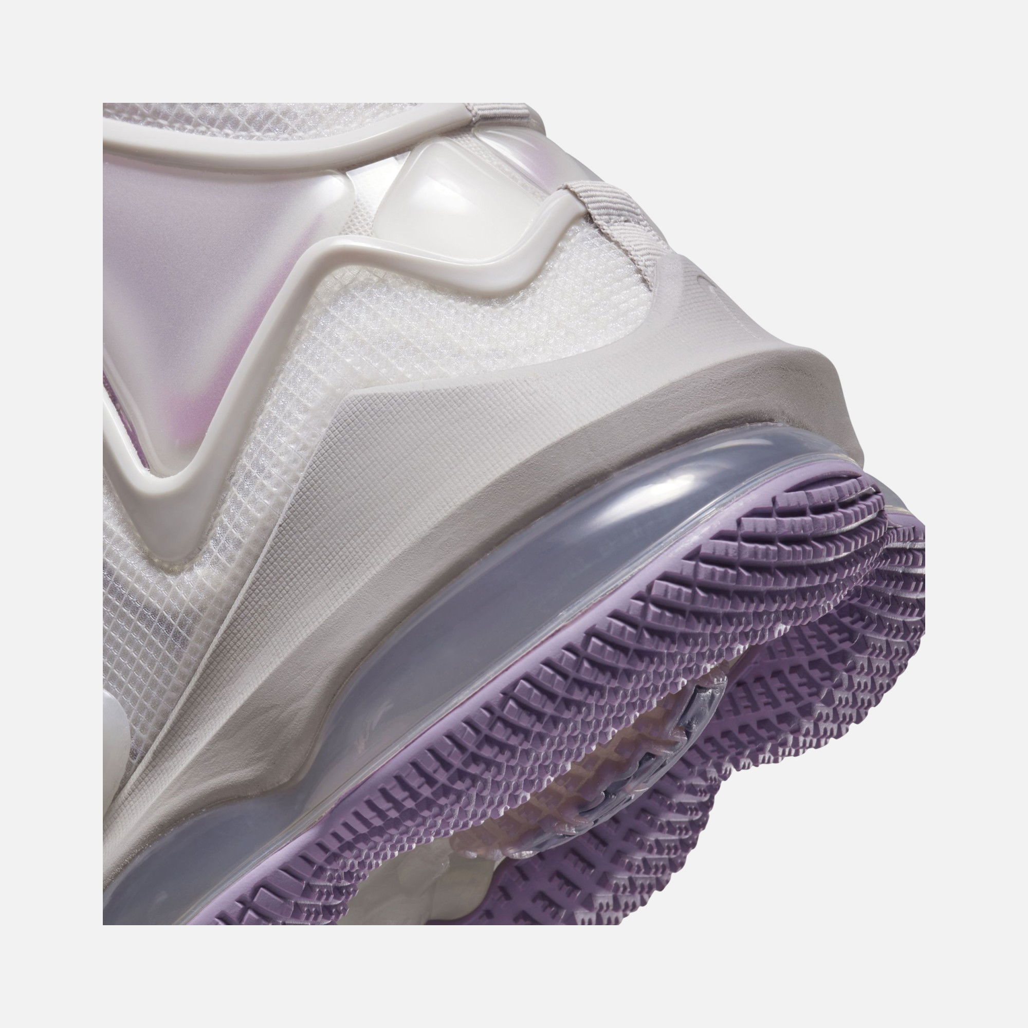 Nike LeBron James XIX CO Erkek Basketbol Ayakkabısı