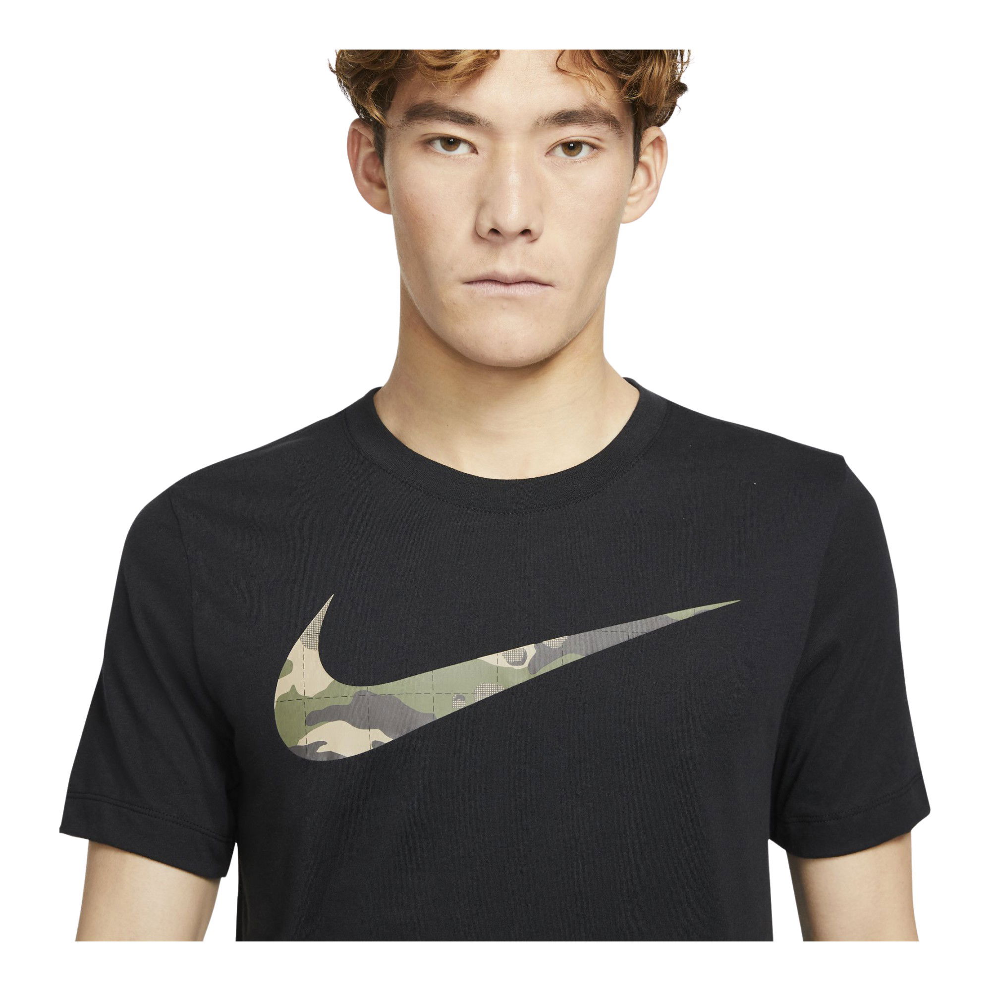 Nike Dri-Fit Camouflage Graphic Training Short-Sleeve Erkek Tişört