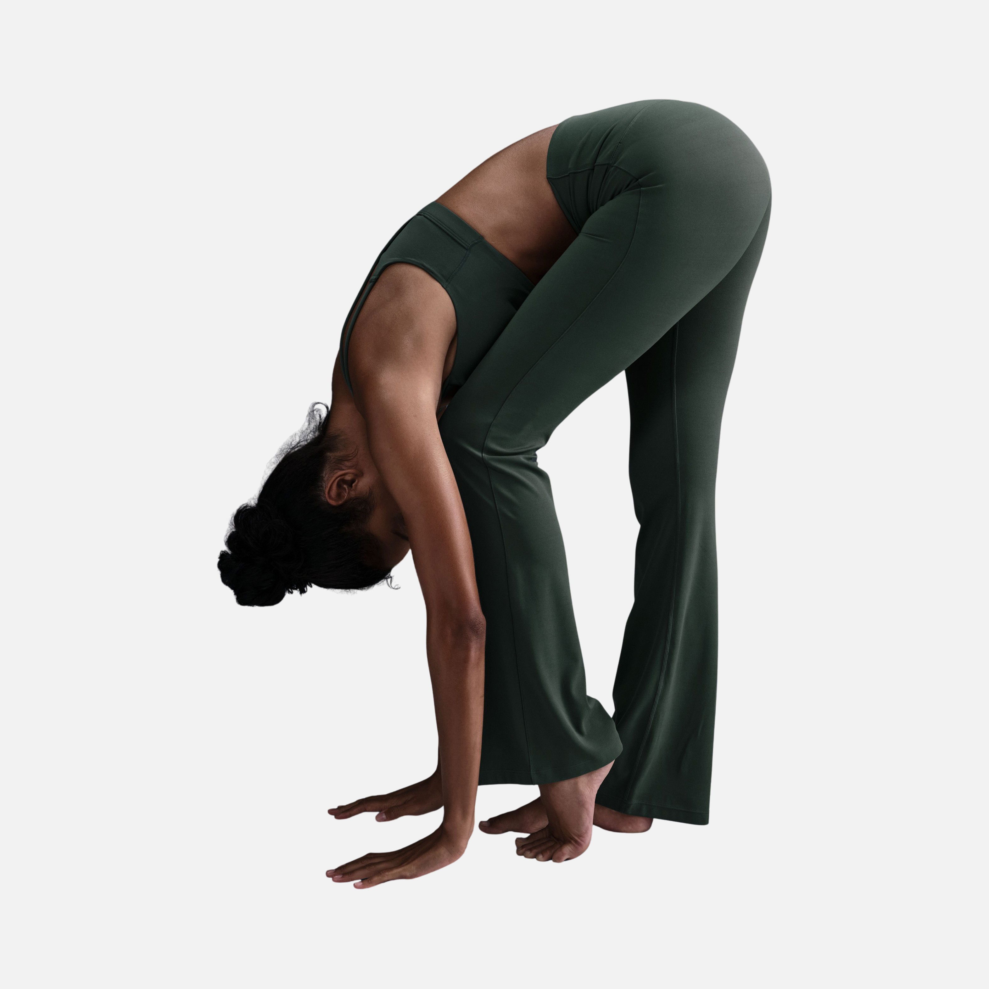 Nike Dri-Fit Zenvy High-Waisted Flared Leg Training Kadın Tayt