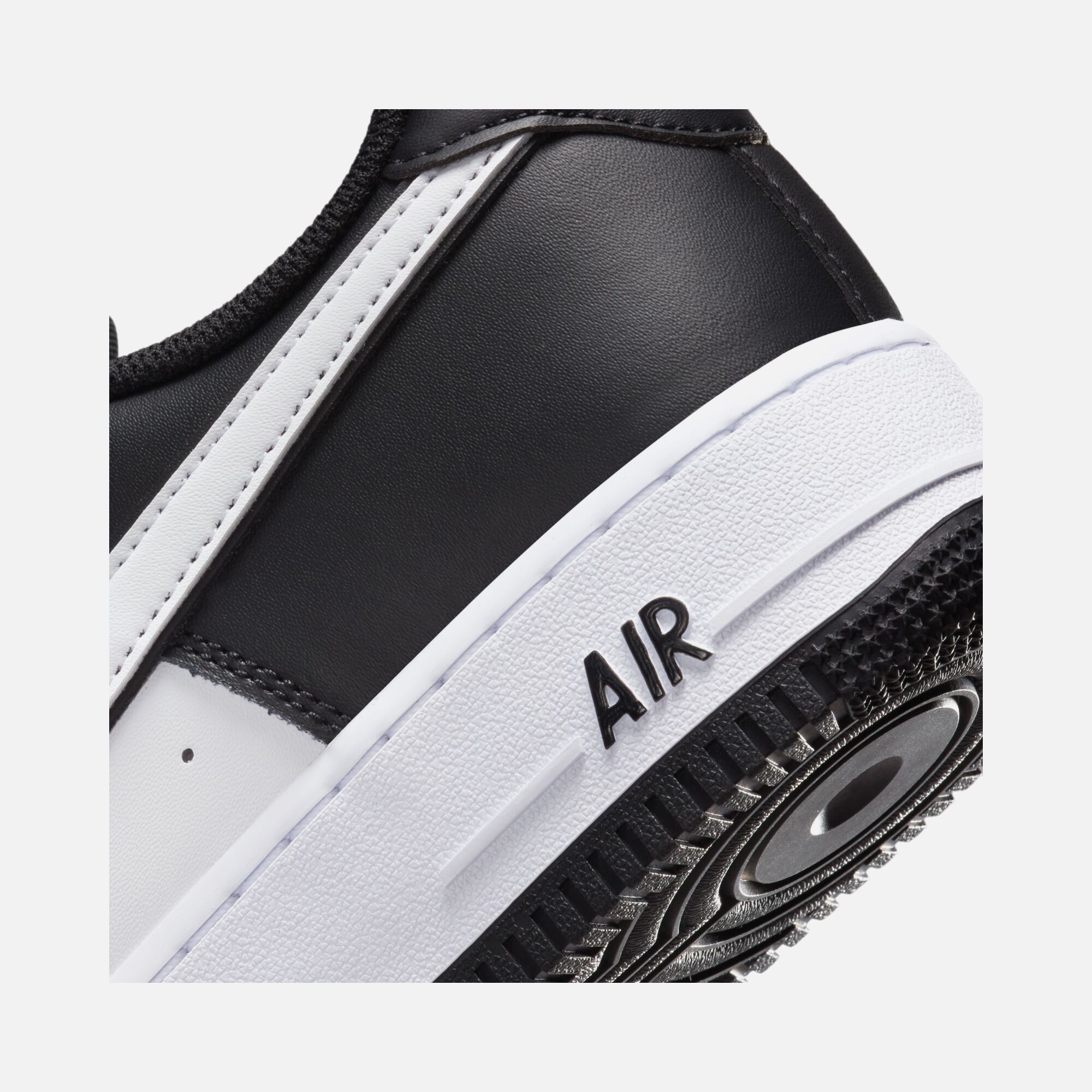 Nike Air Force 1 '07 FW23 Erkek Spor Ayakkabı