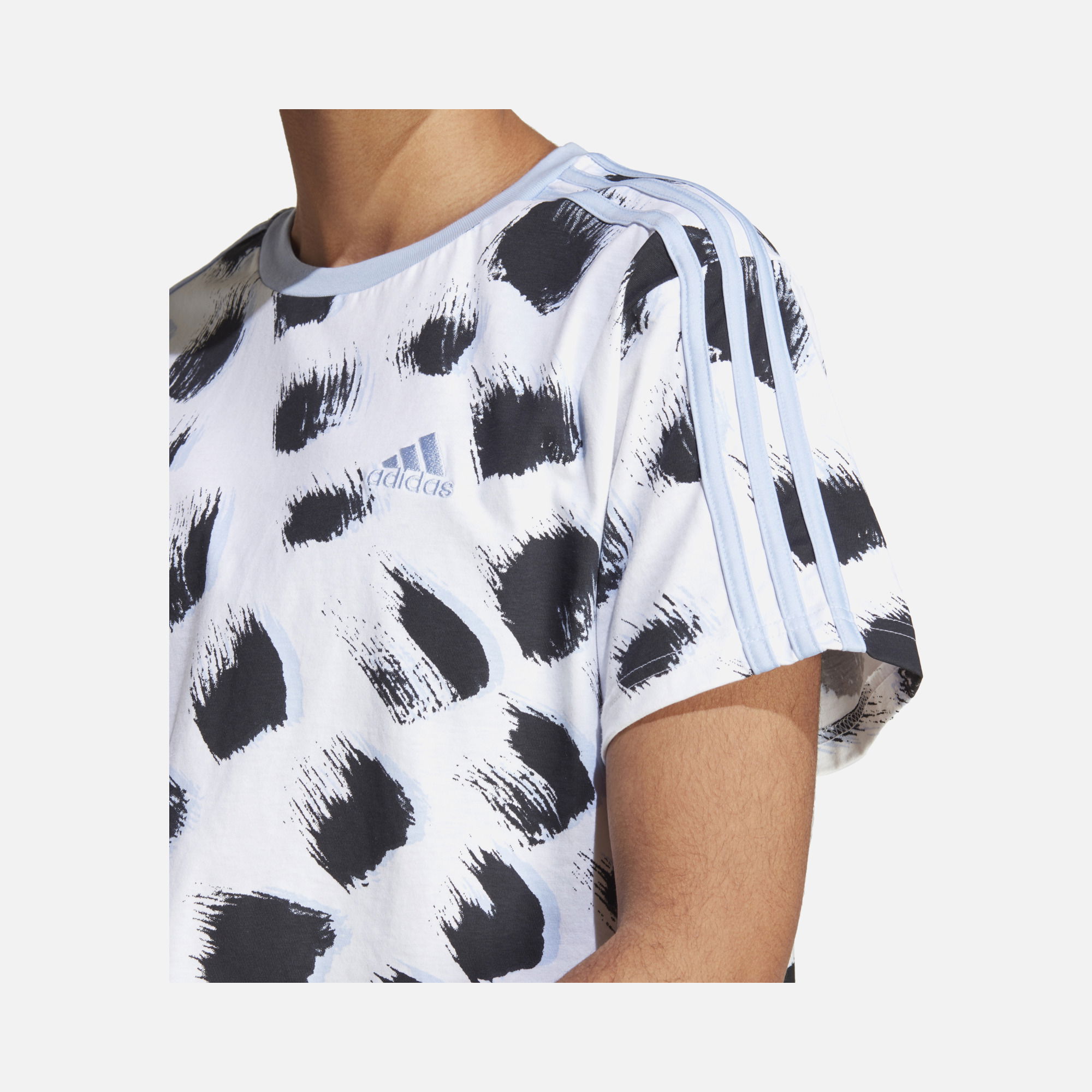 adidas Essentials 3-Stripes Single Jersey Crop Kadın Tişört