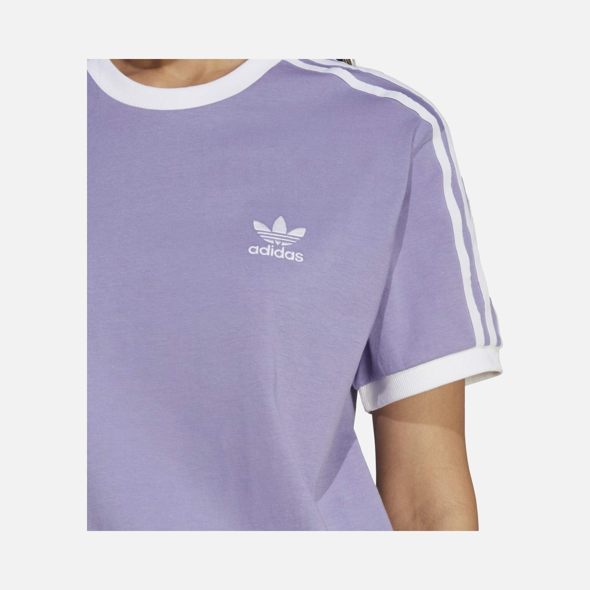 adidas Sportswear 3-Stripes Short-Sleeve Kadın Tişört