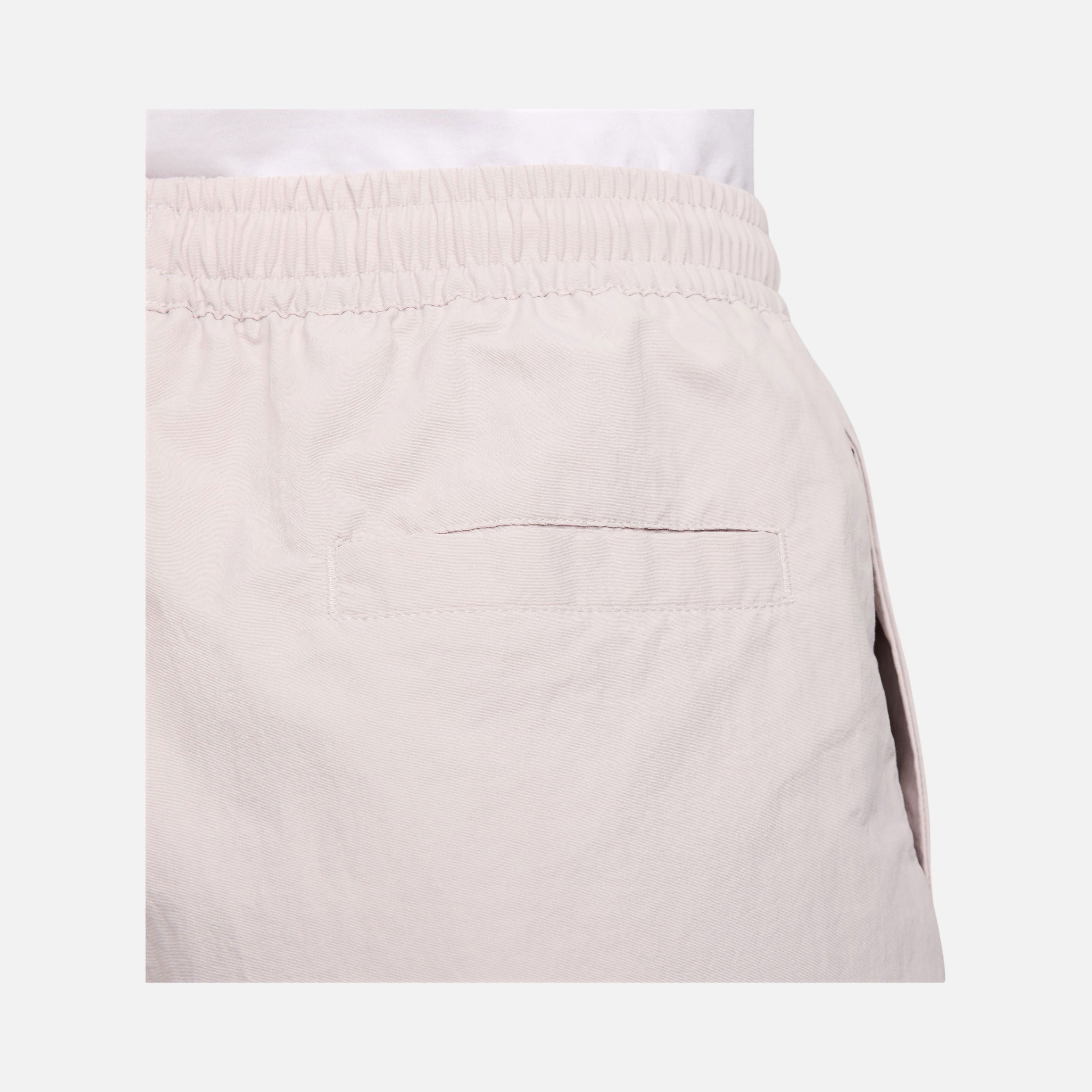 Nike Sportswear Everything Woven Fabrics Mid-Rise 5'' Kadın Şort