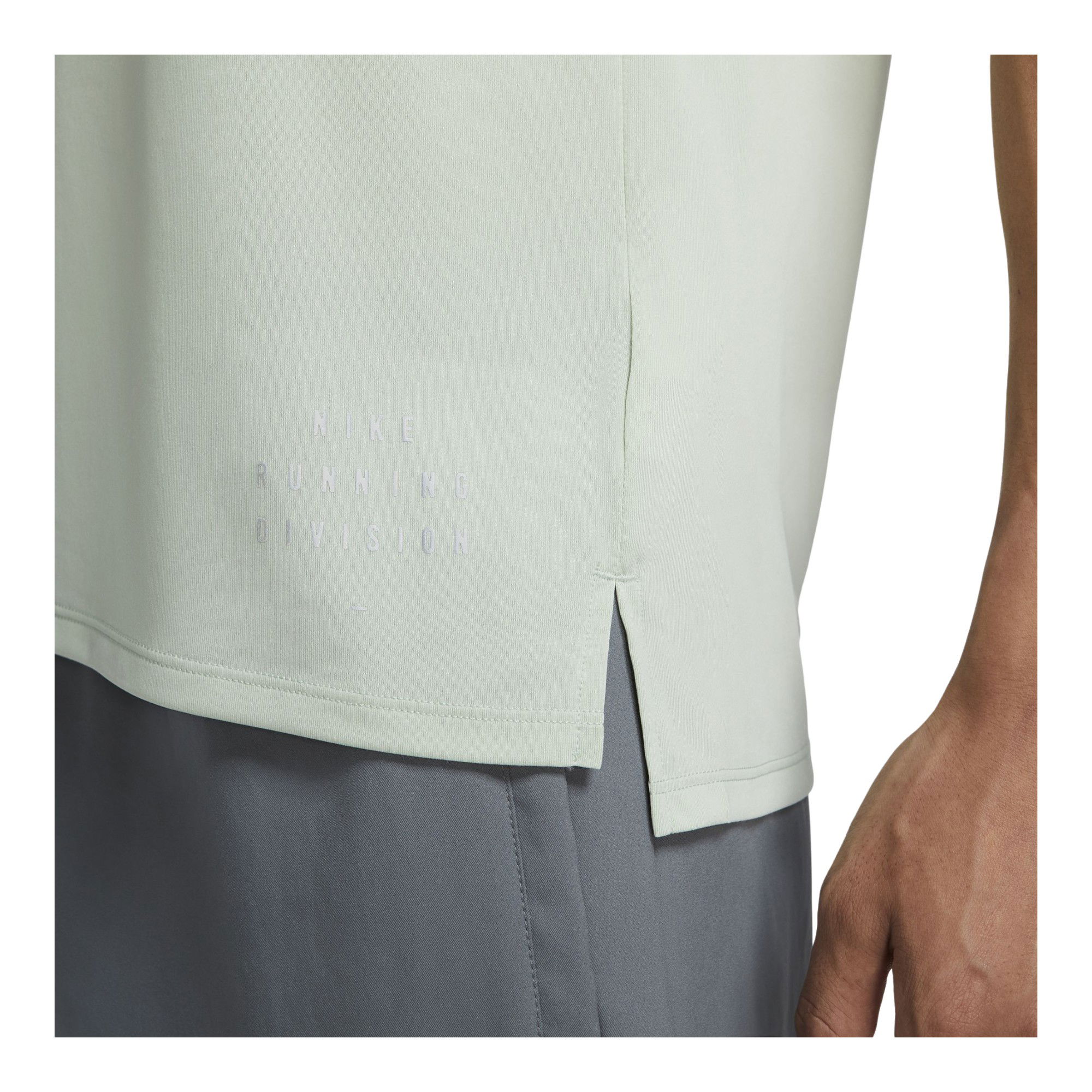 Nike Dri-Fit Run Division Rise 365 FW21 Short-Sleeve Erkek Tişört