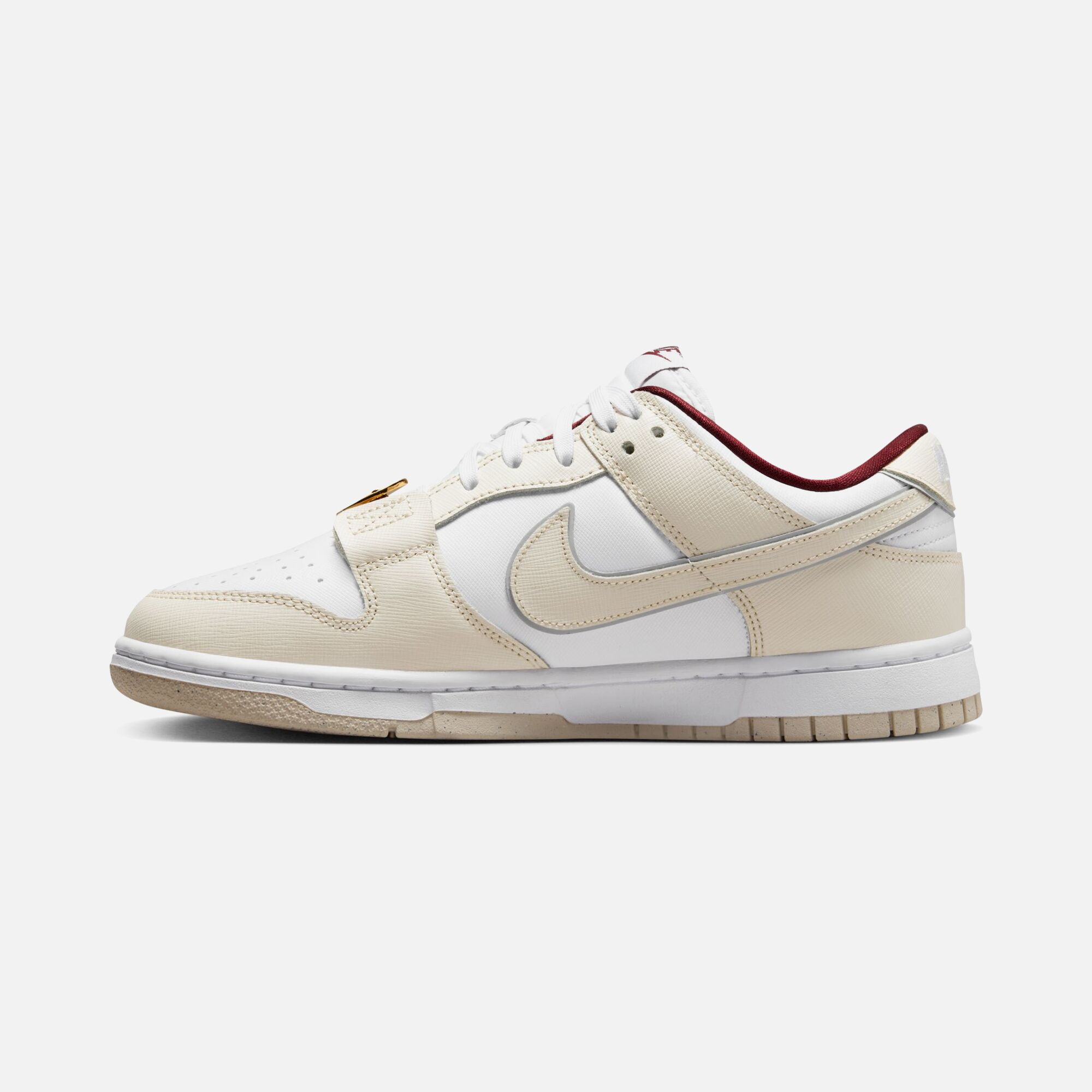 Nike Dunk Low SE ''Just Do It MMXXIII'' Kadın Spor Ayakkabı